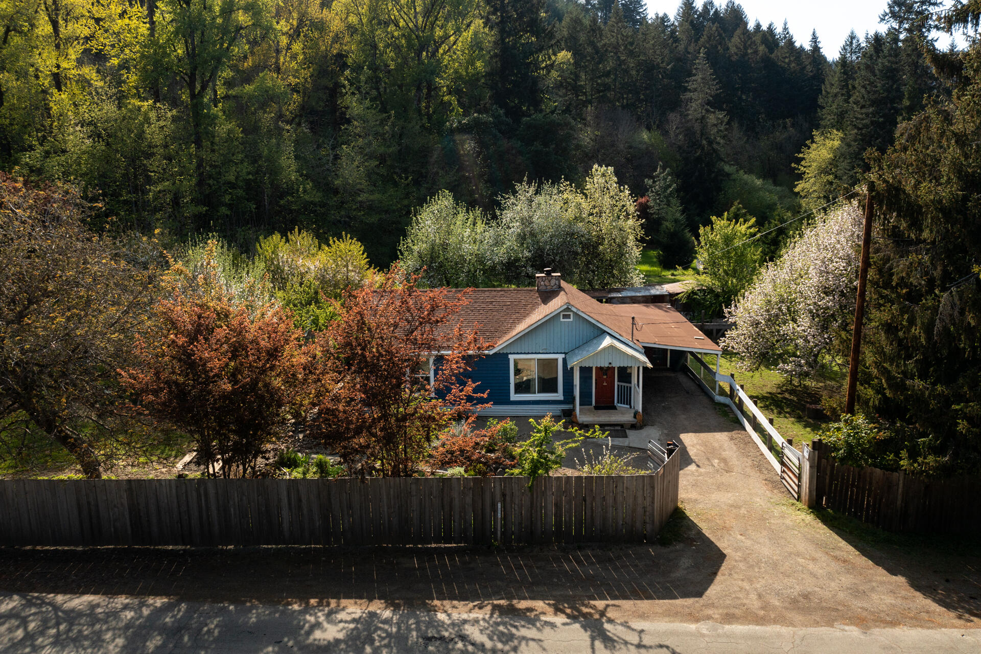 547 Barton Road