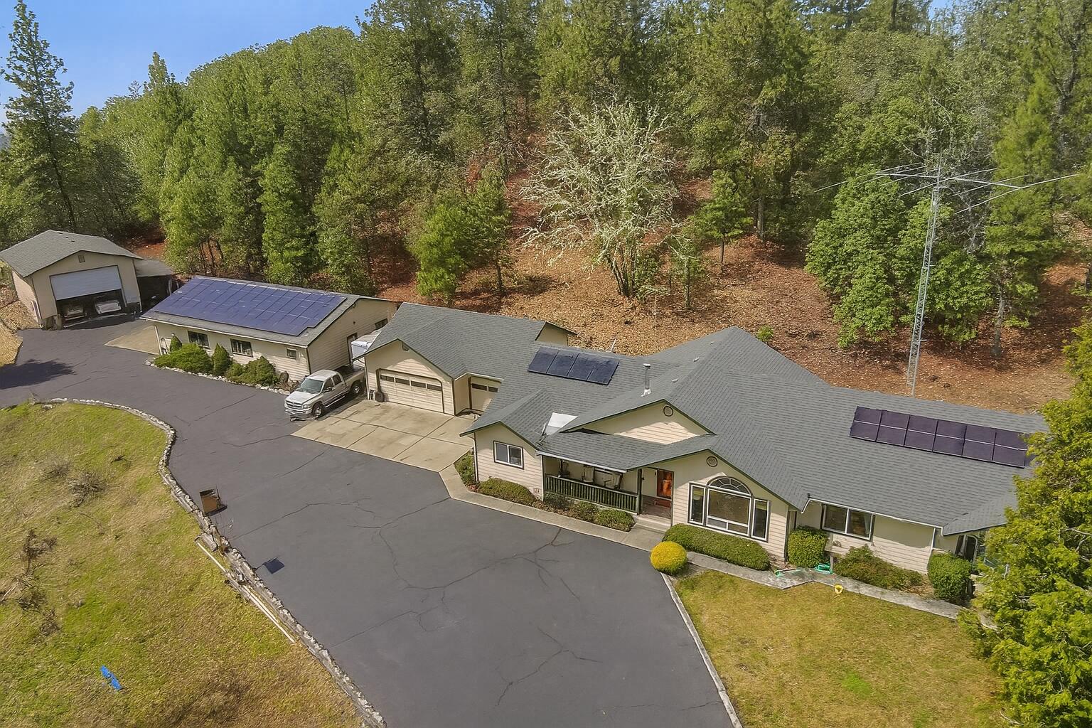 325 Templin Avenue