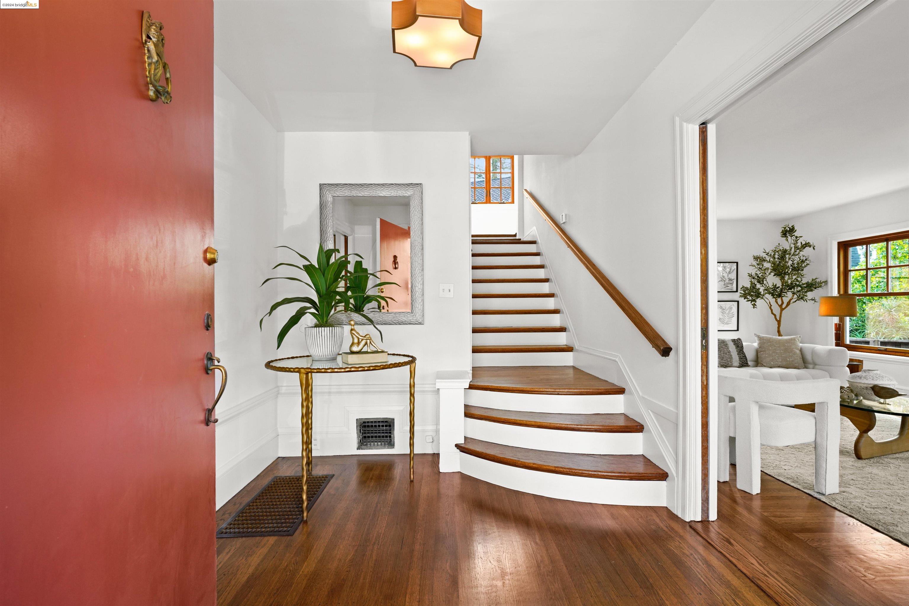 154 Mountain Ave