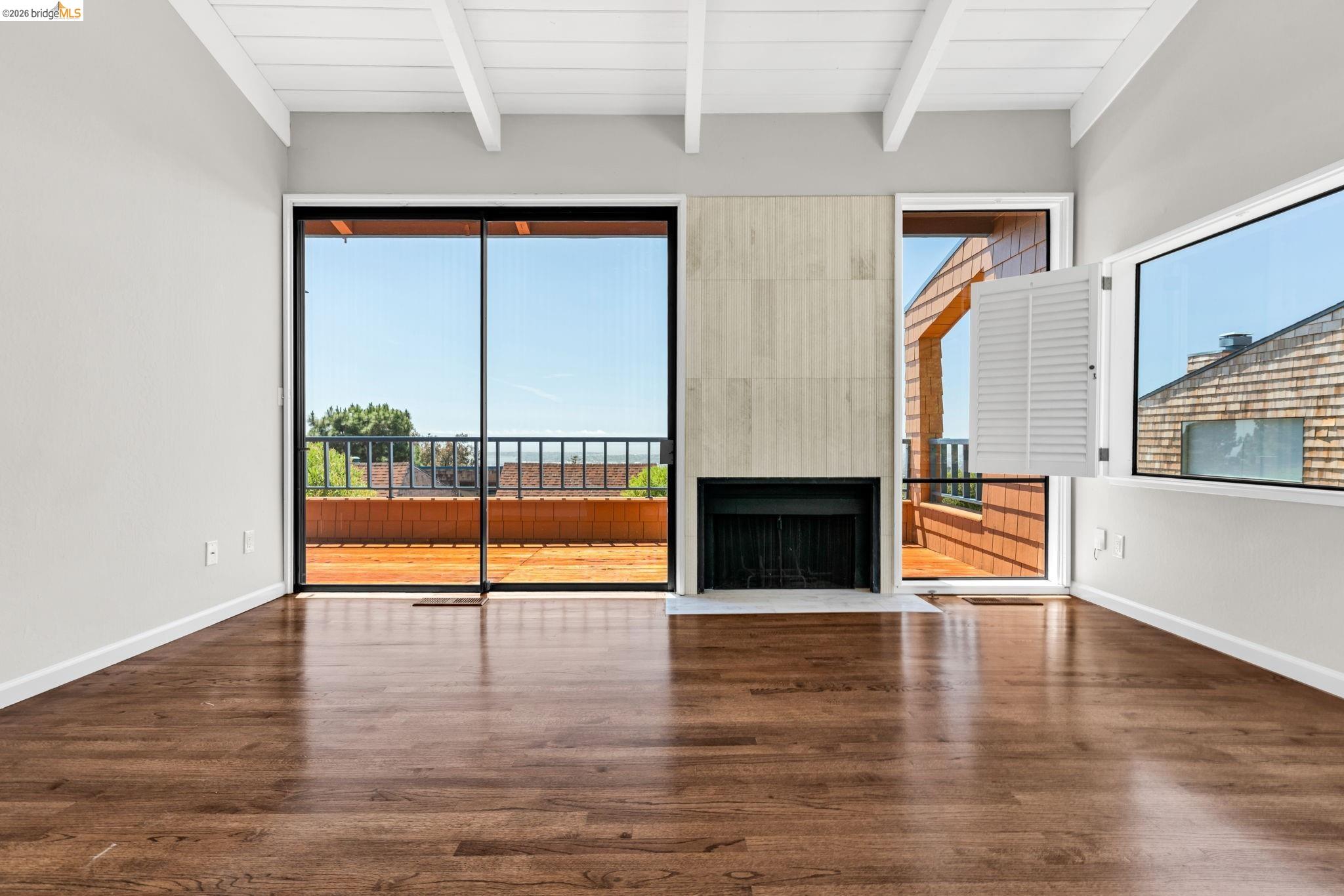 10 Sereno Cir