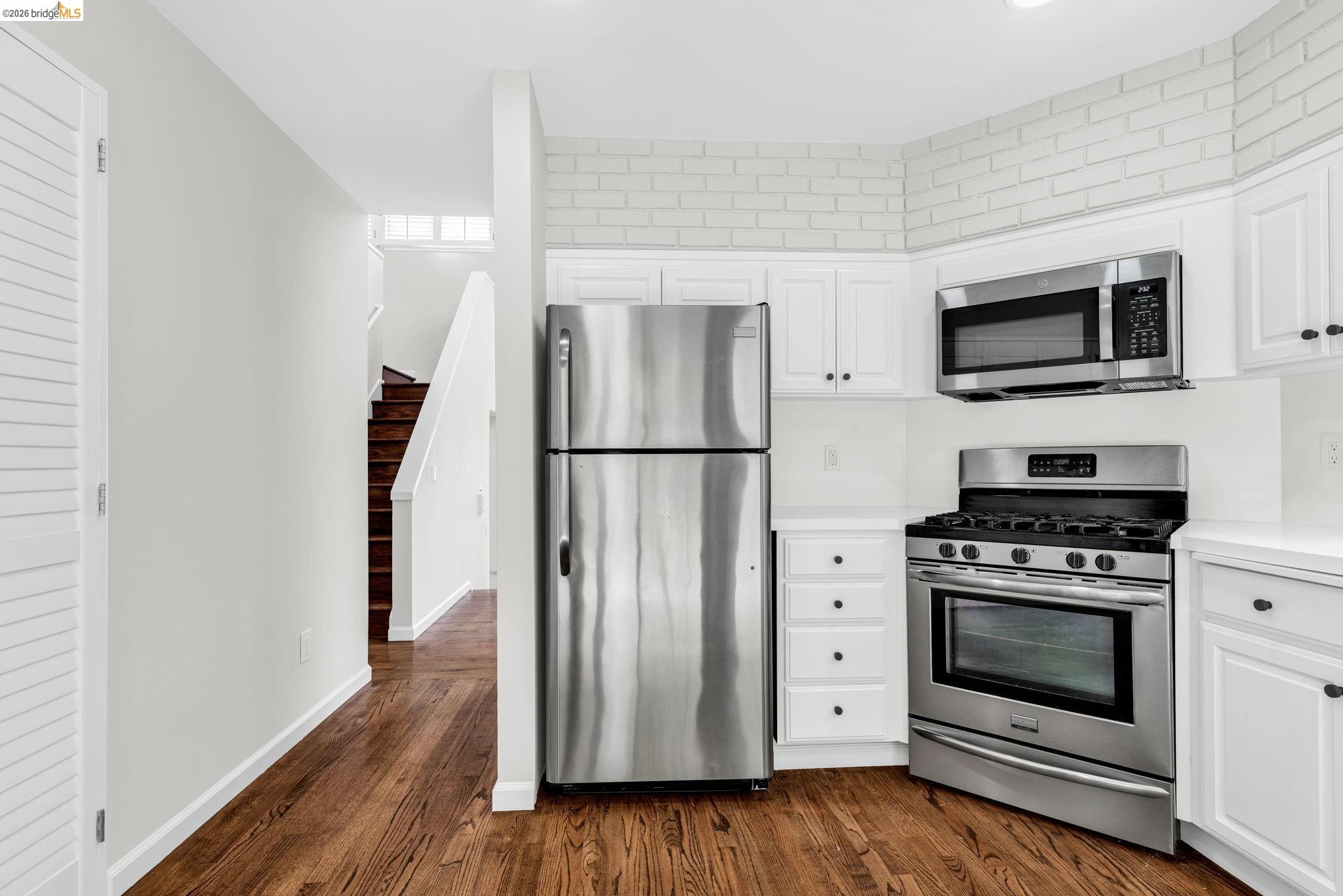 10 Sereno Cir