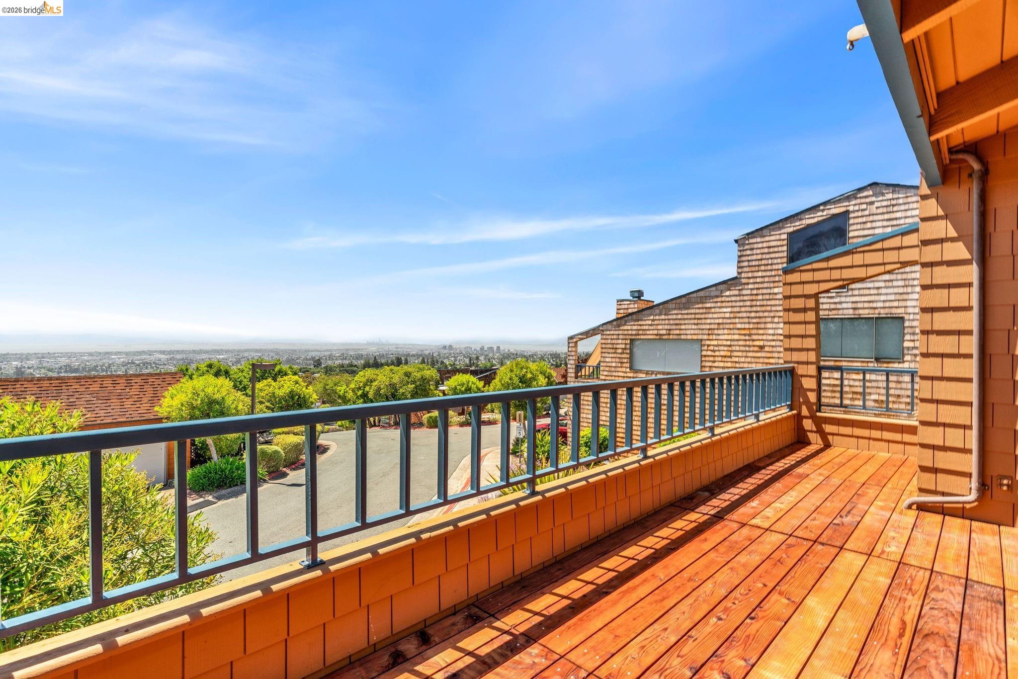 10 Sereno Cir