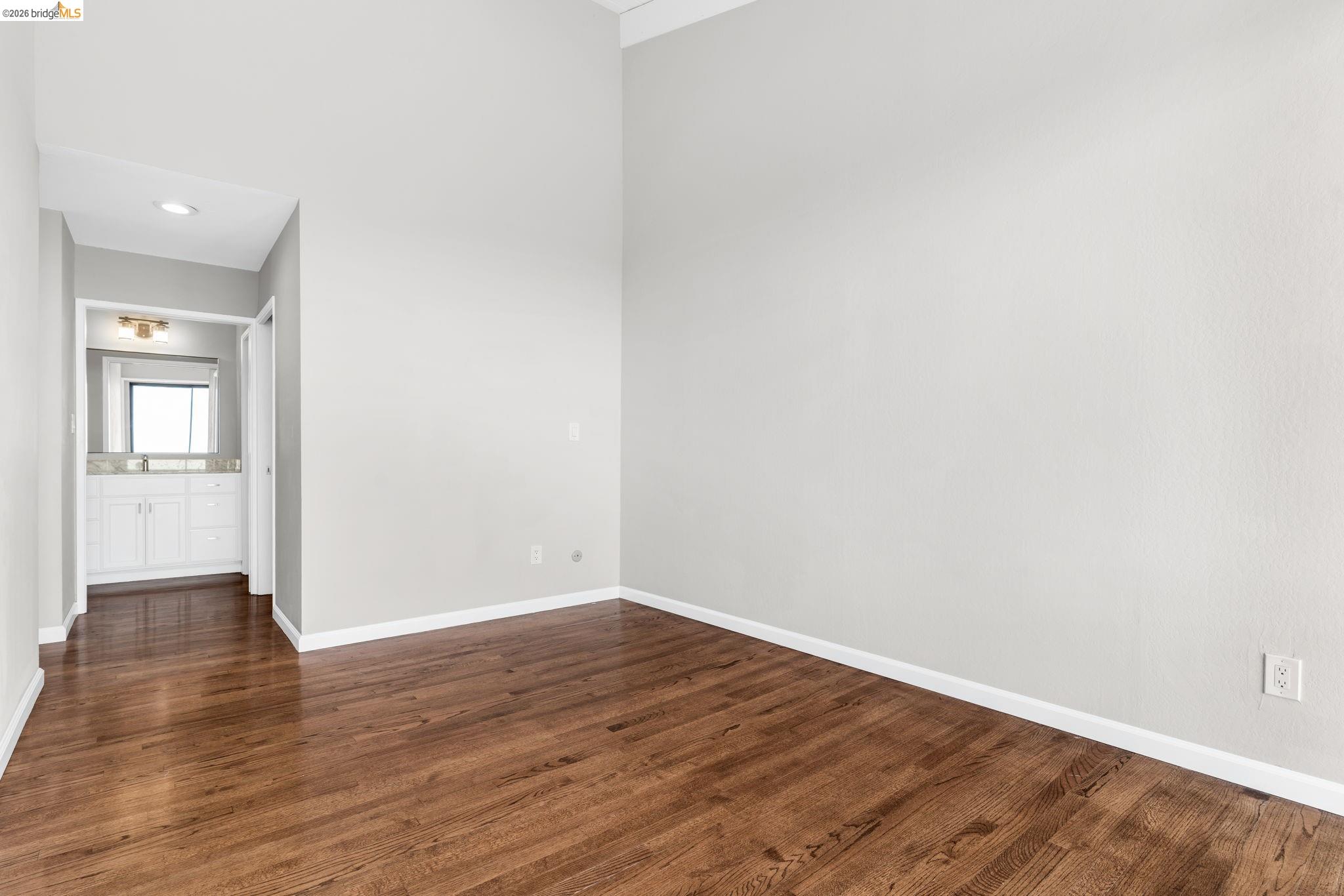 10 Sereno Cir