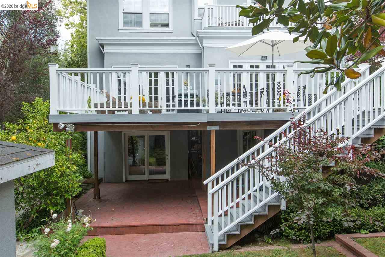 16 Craig Ave