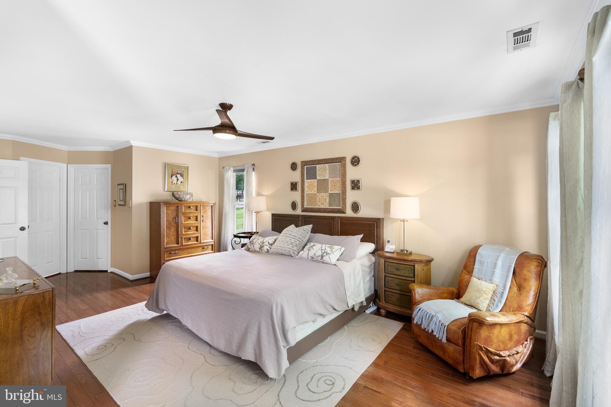 12 GOLDEN GRASS COURT