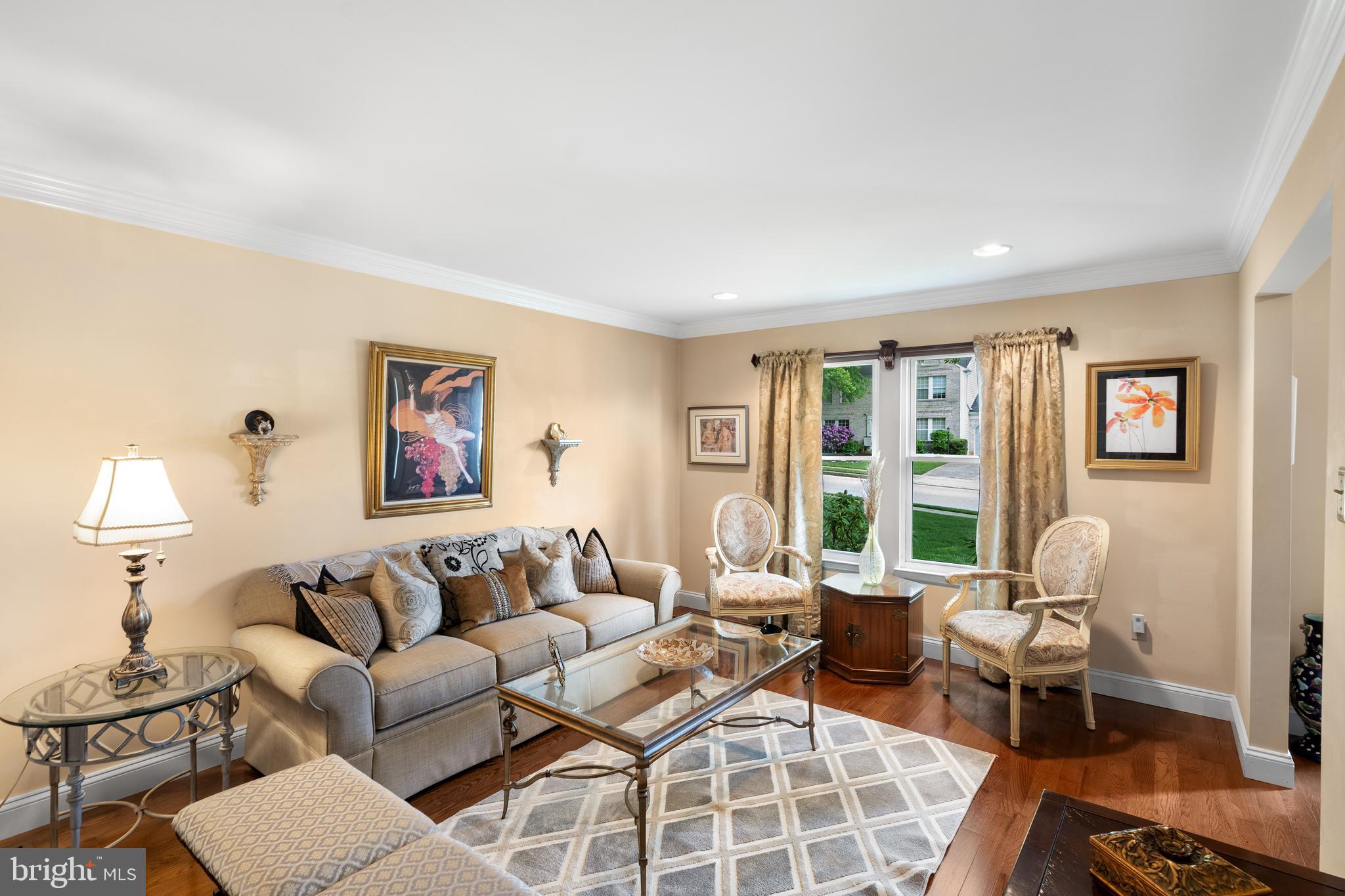 12 GOLDEN GRASS COURT