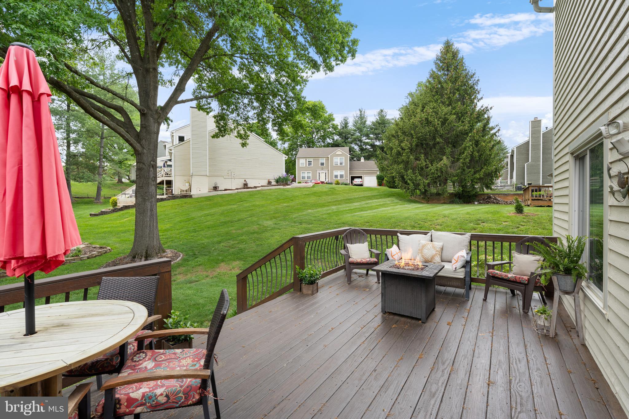 12 GOLDEN GRASS COURT