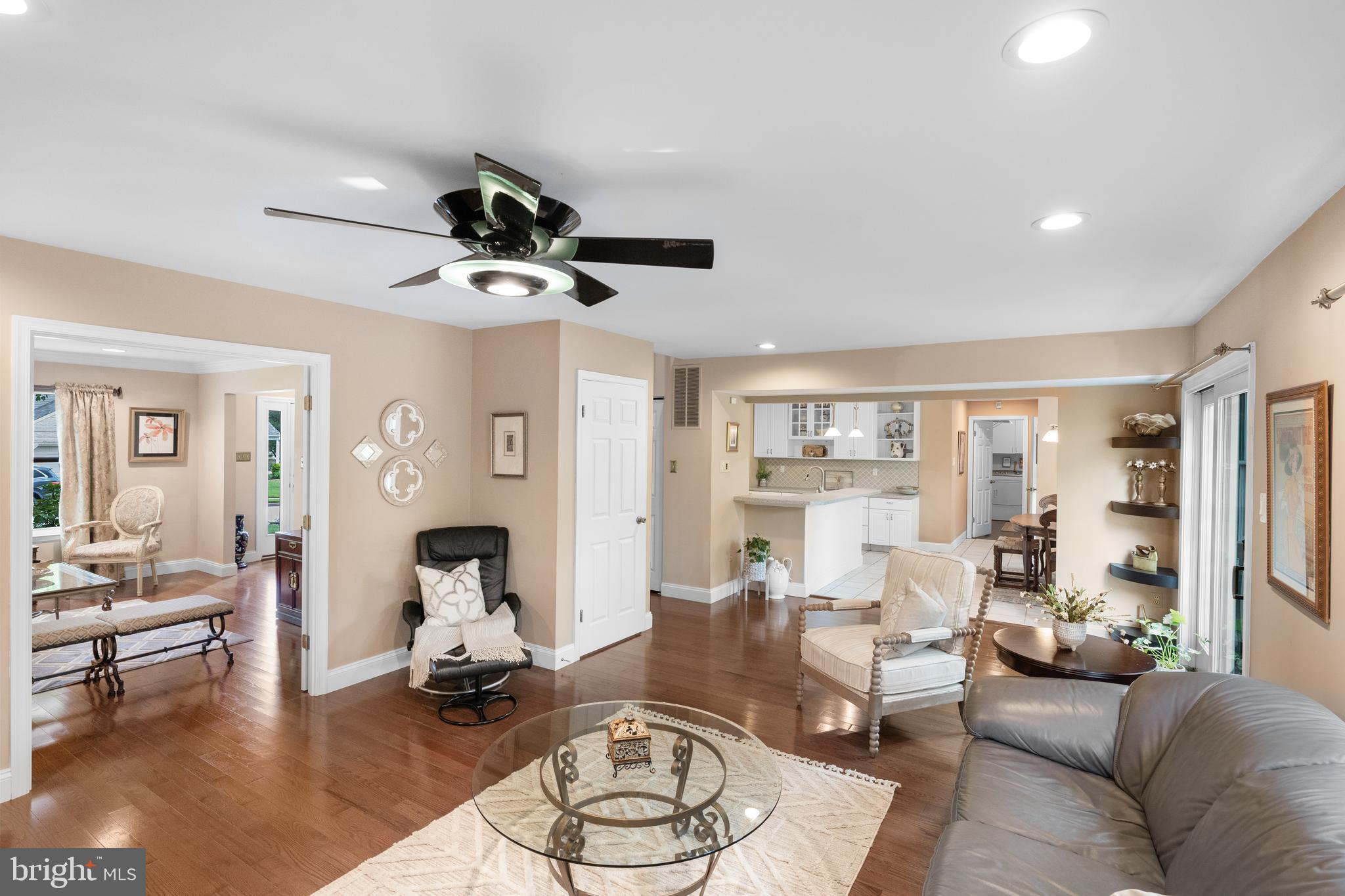 12 GOLDEN GRASS COURT