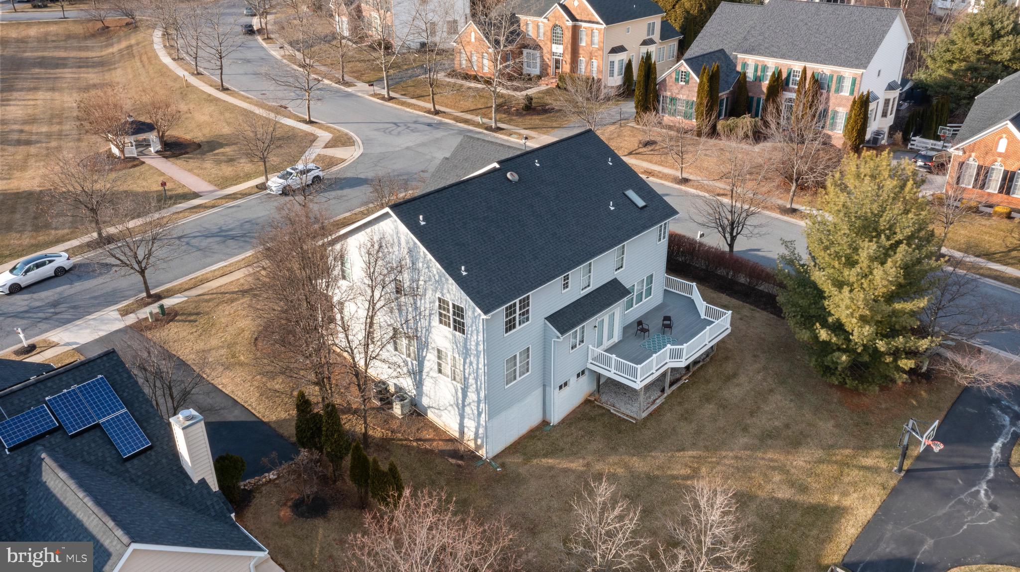 814 STABLE MANOR ROAD