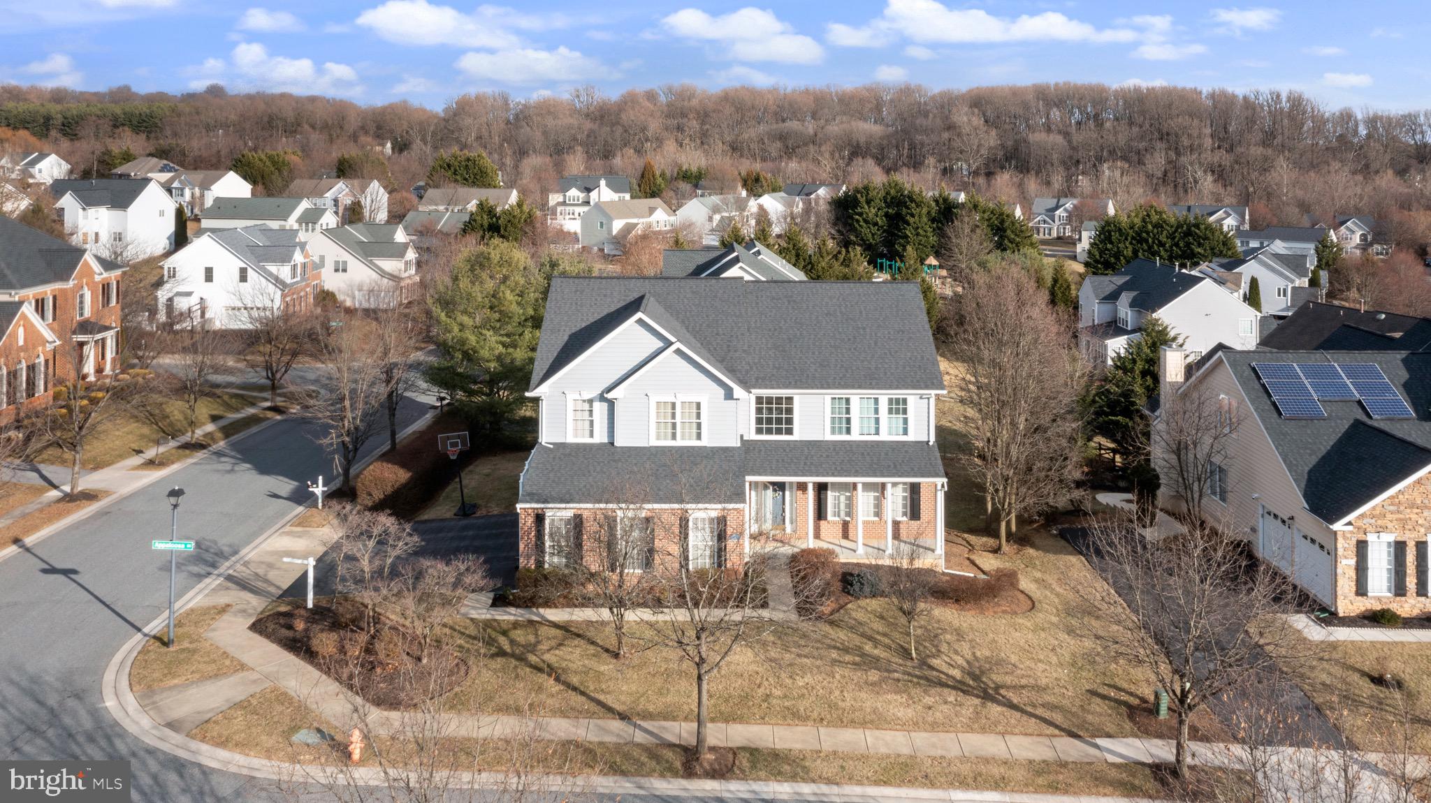 814 STABLE MANOR ROAD