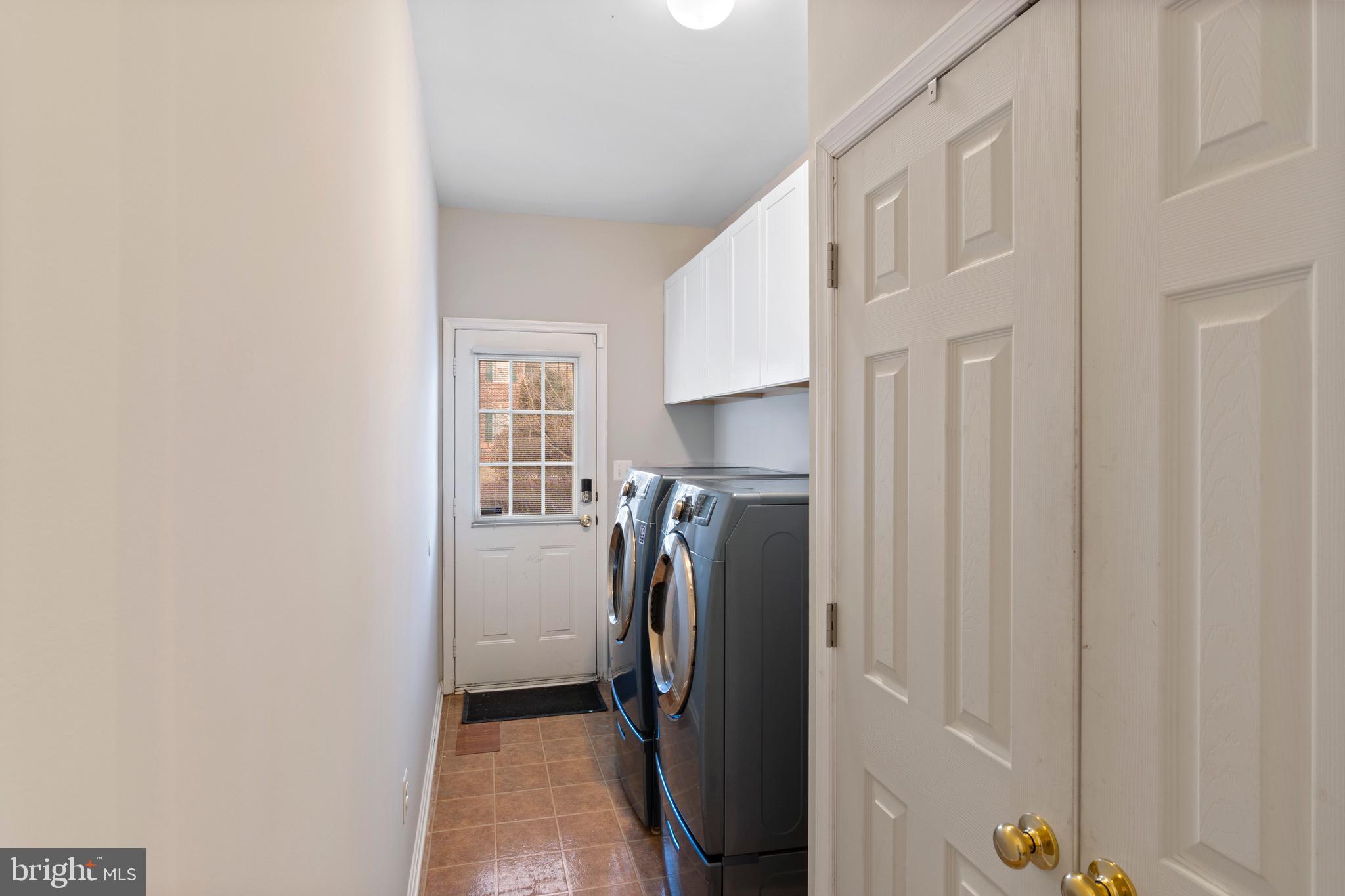 814 STABLE MANOR ROAD