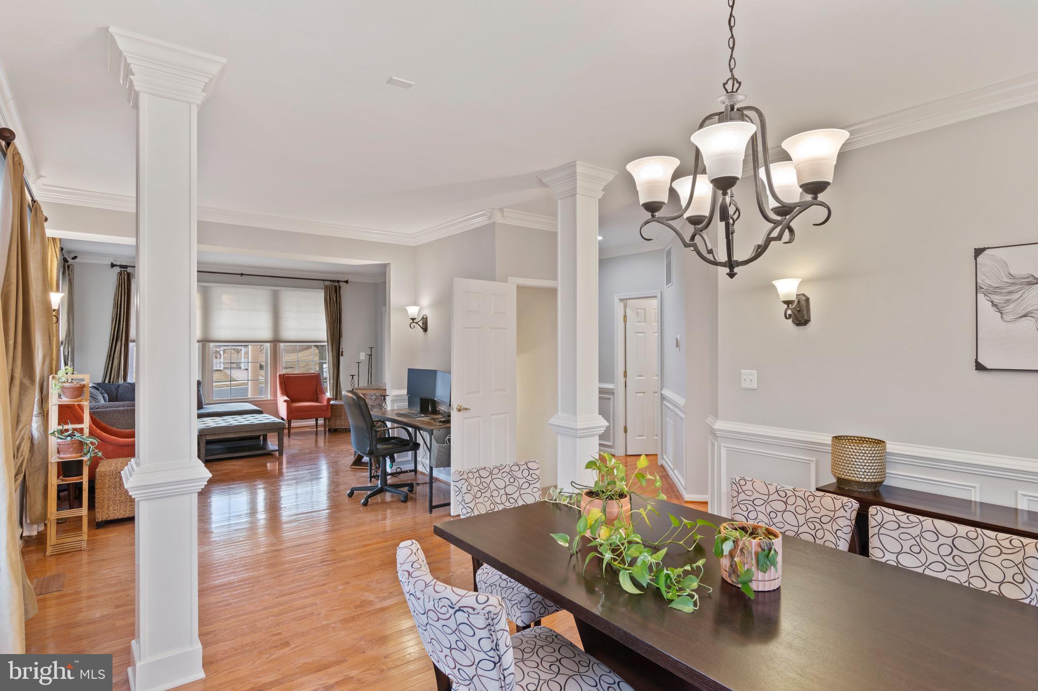 814 STABLE MANOR ROAD