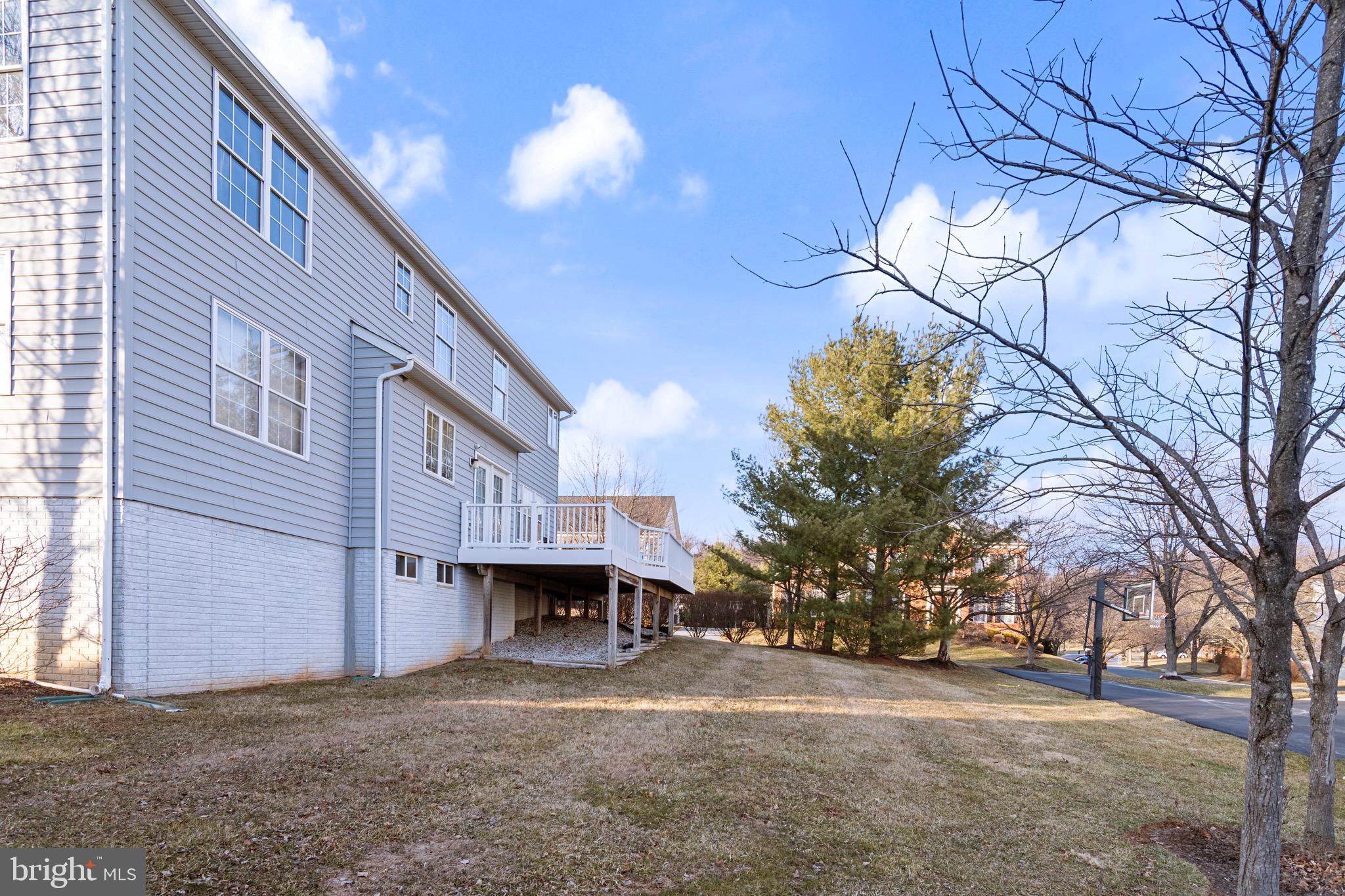 814 STABLE MANOR ROAD