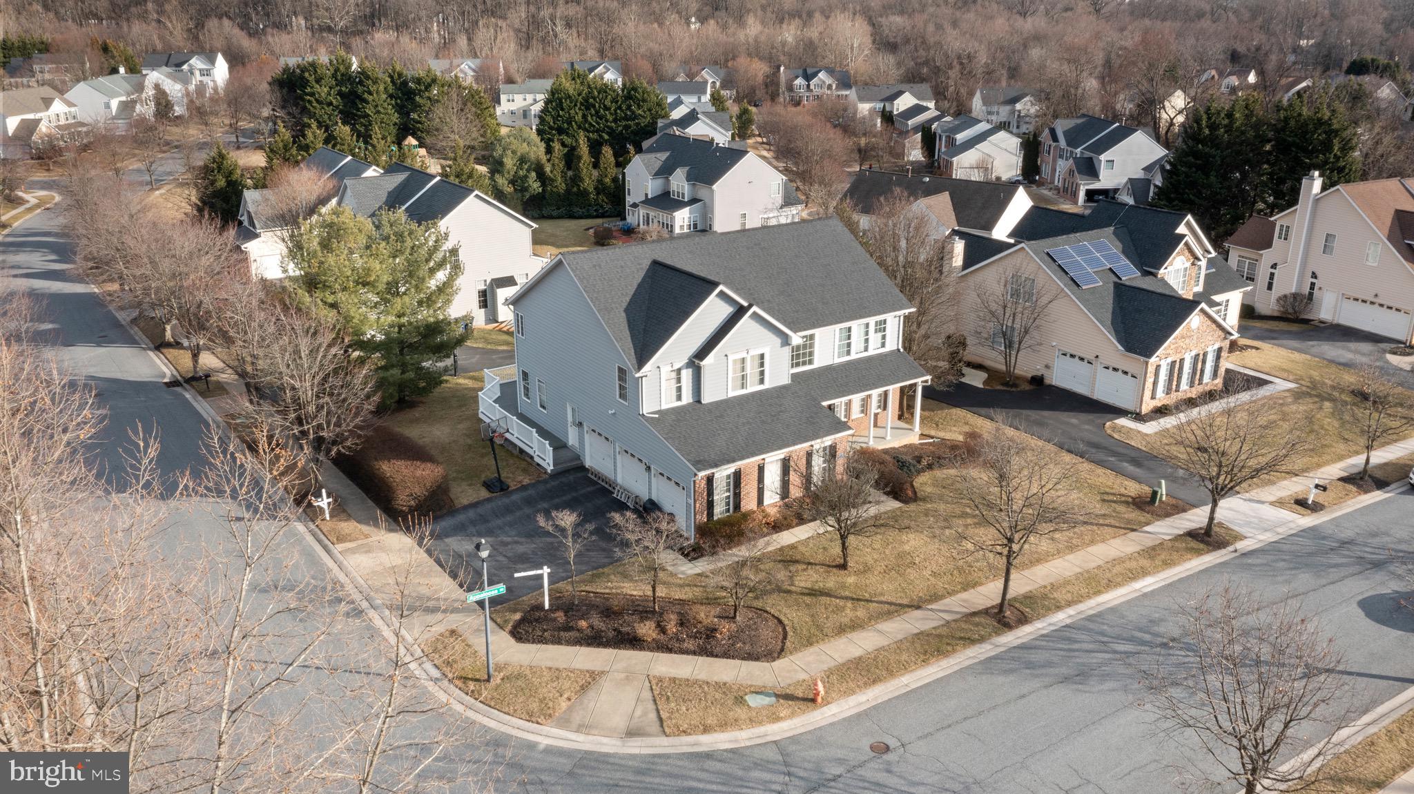 814 STABLE MANOR ROAD