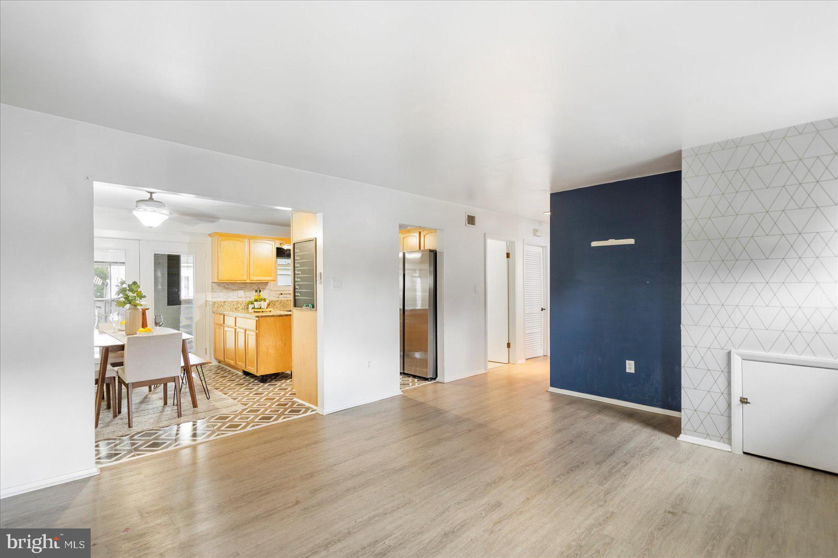 4103 LOCH LOMOND DRIVE