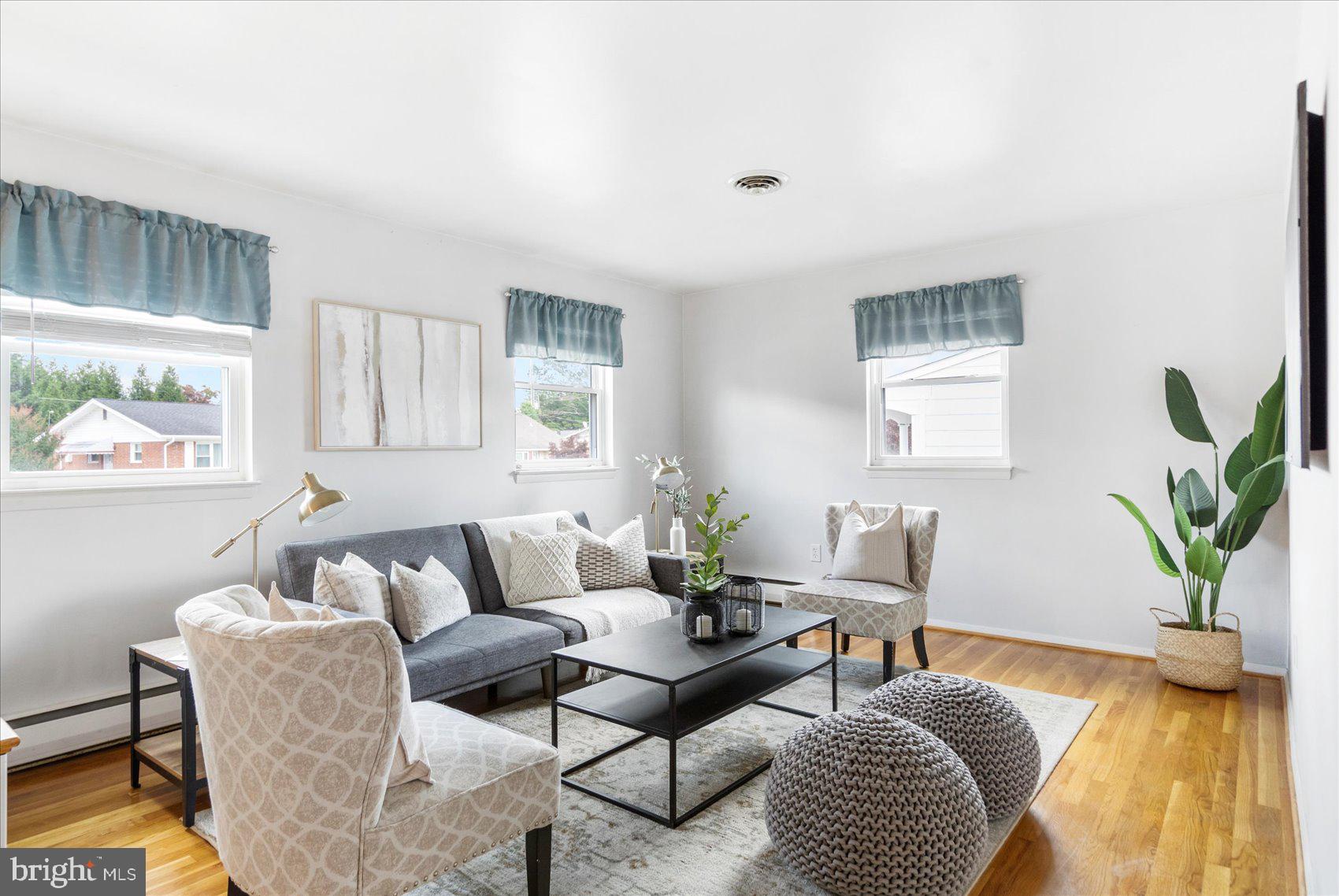 4103 LOCH LOMOND DRIVE