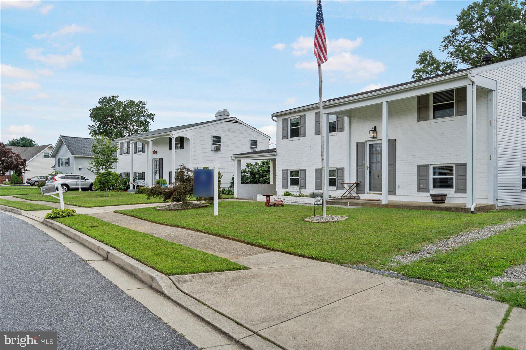 4103 LOCH LOMOND DRIVE