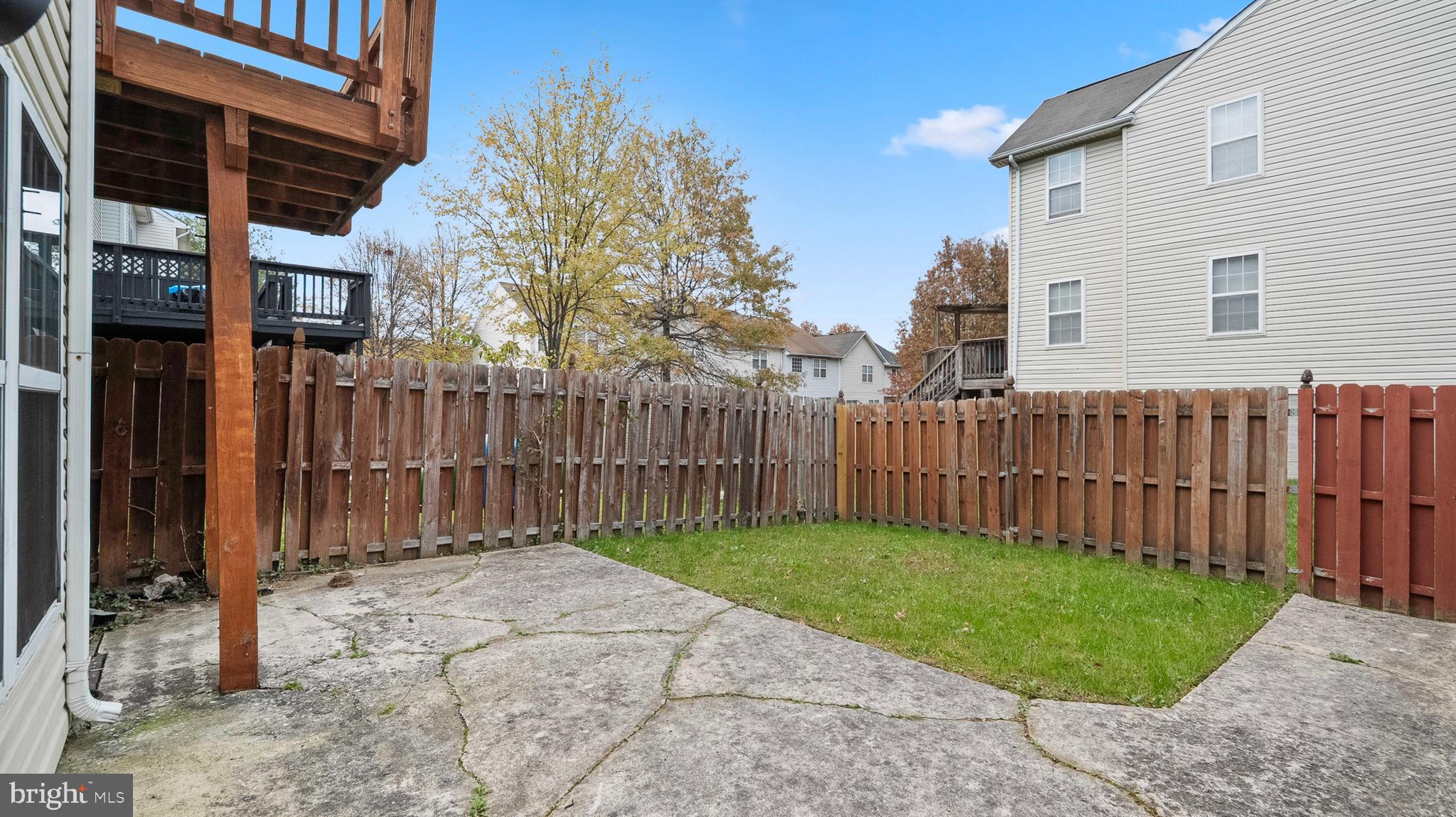 3903 RED DEER CIRCLE