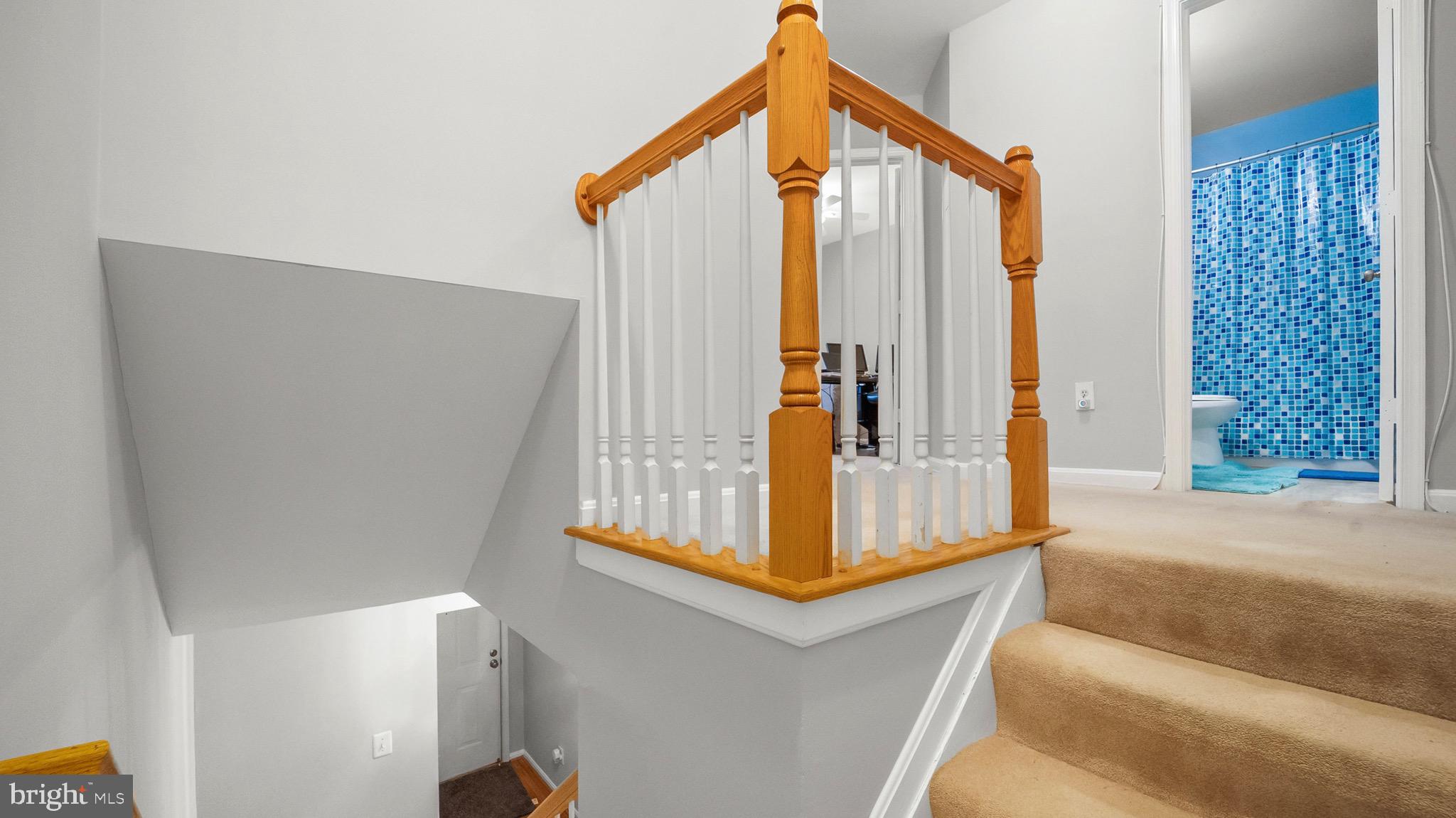 3903 RED DEER CIRCLE