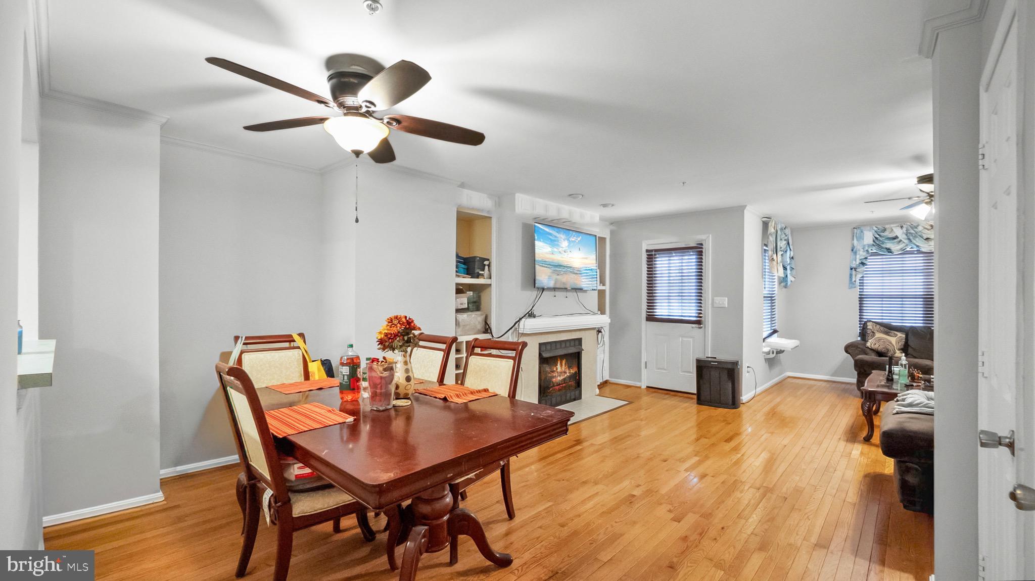 3903 RED DEER CIRCLE