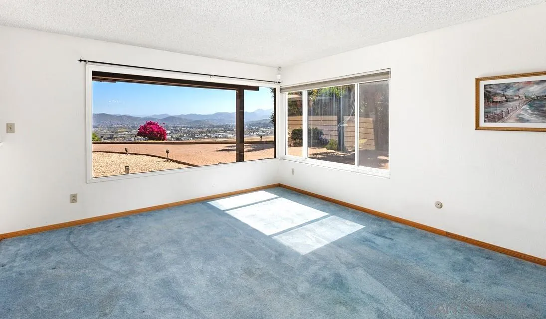 1904 Ventana Way
