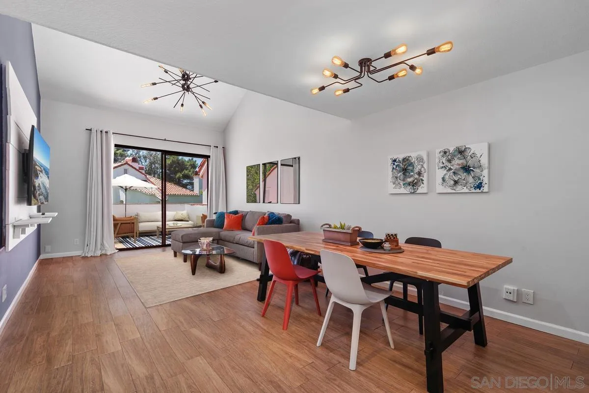 16120 Avenida Venusto Unit 17