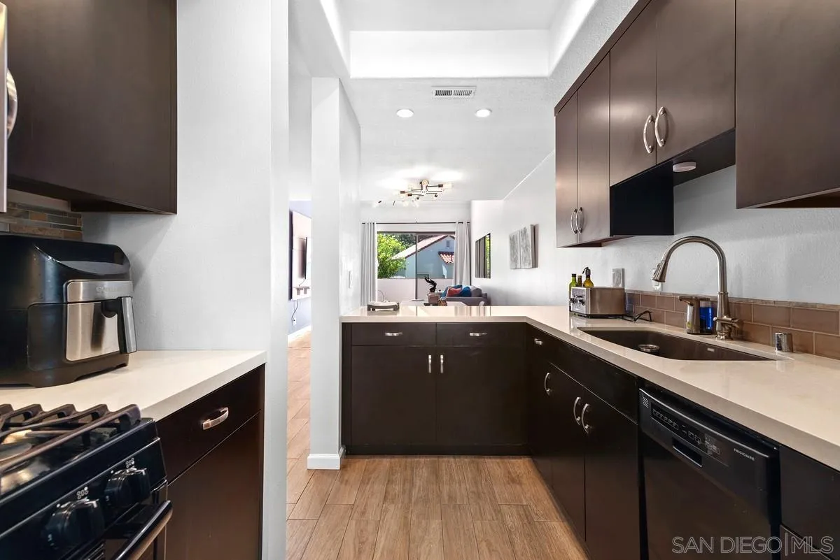 16120 Avenida Venusto Unit 17