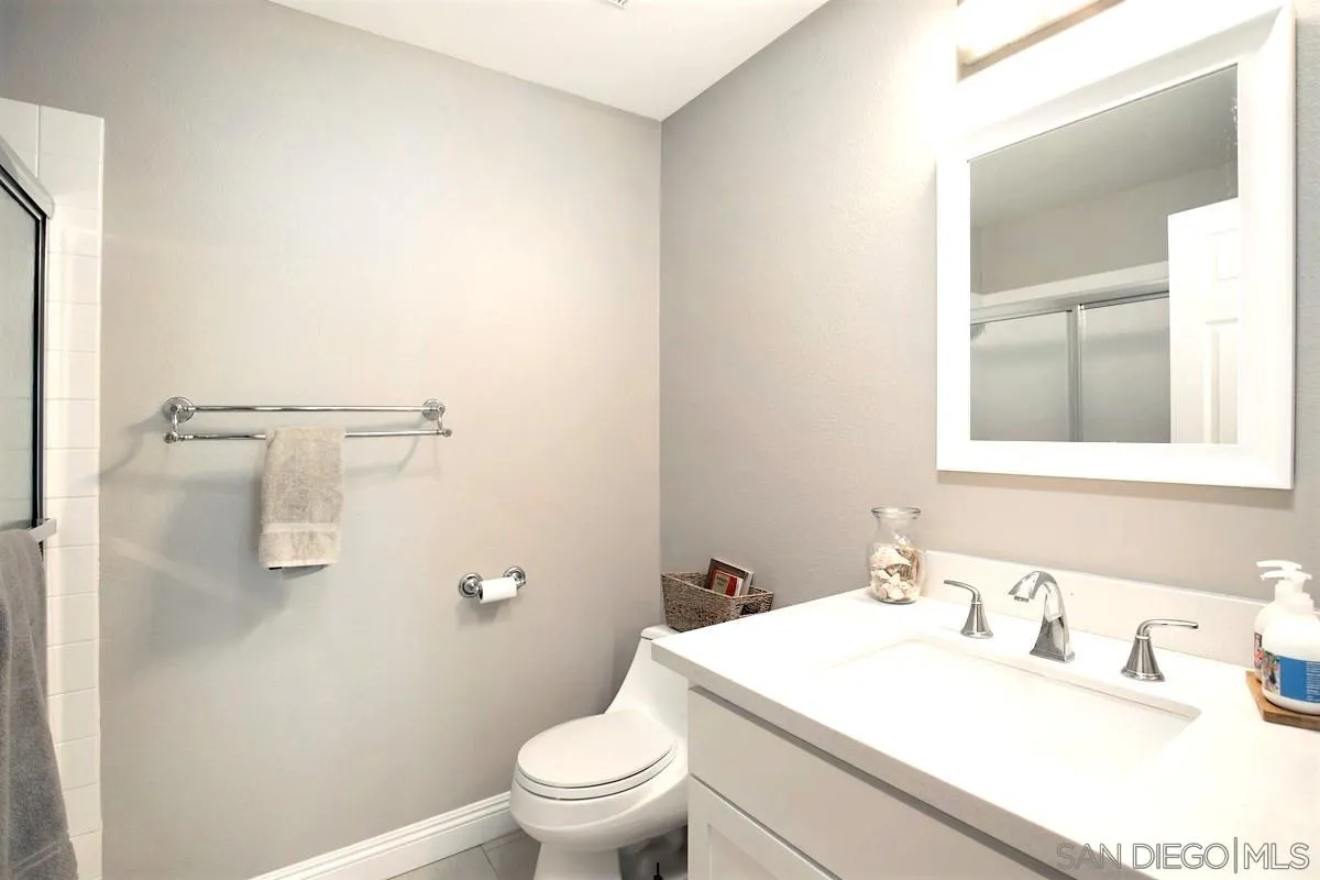 3949 Caminito Del Mar Surf