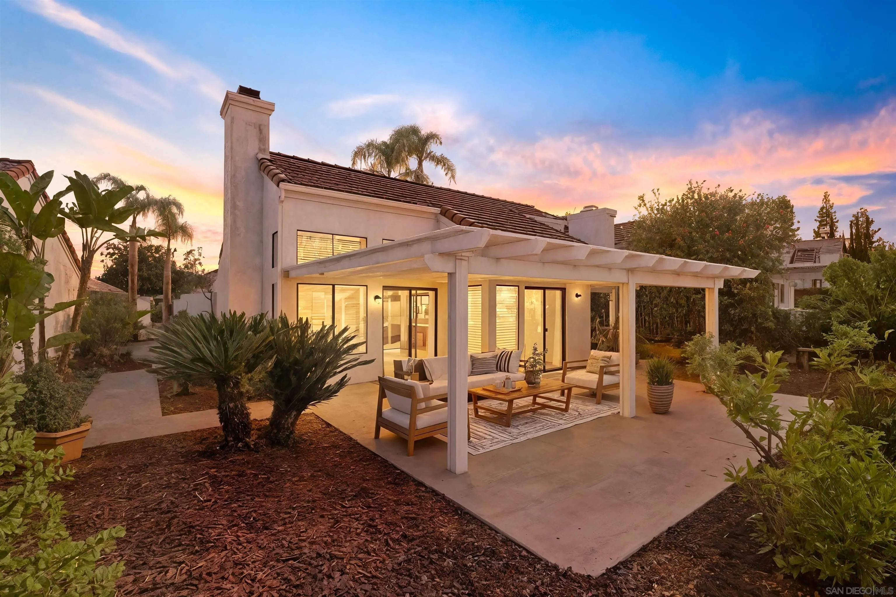 15928 Caminito Aire Puro