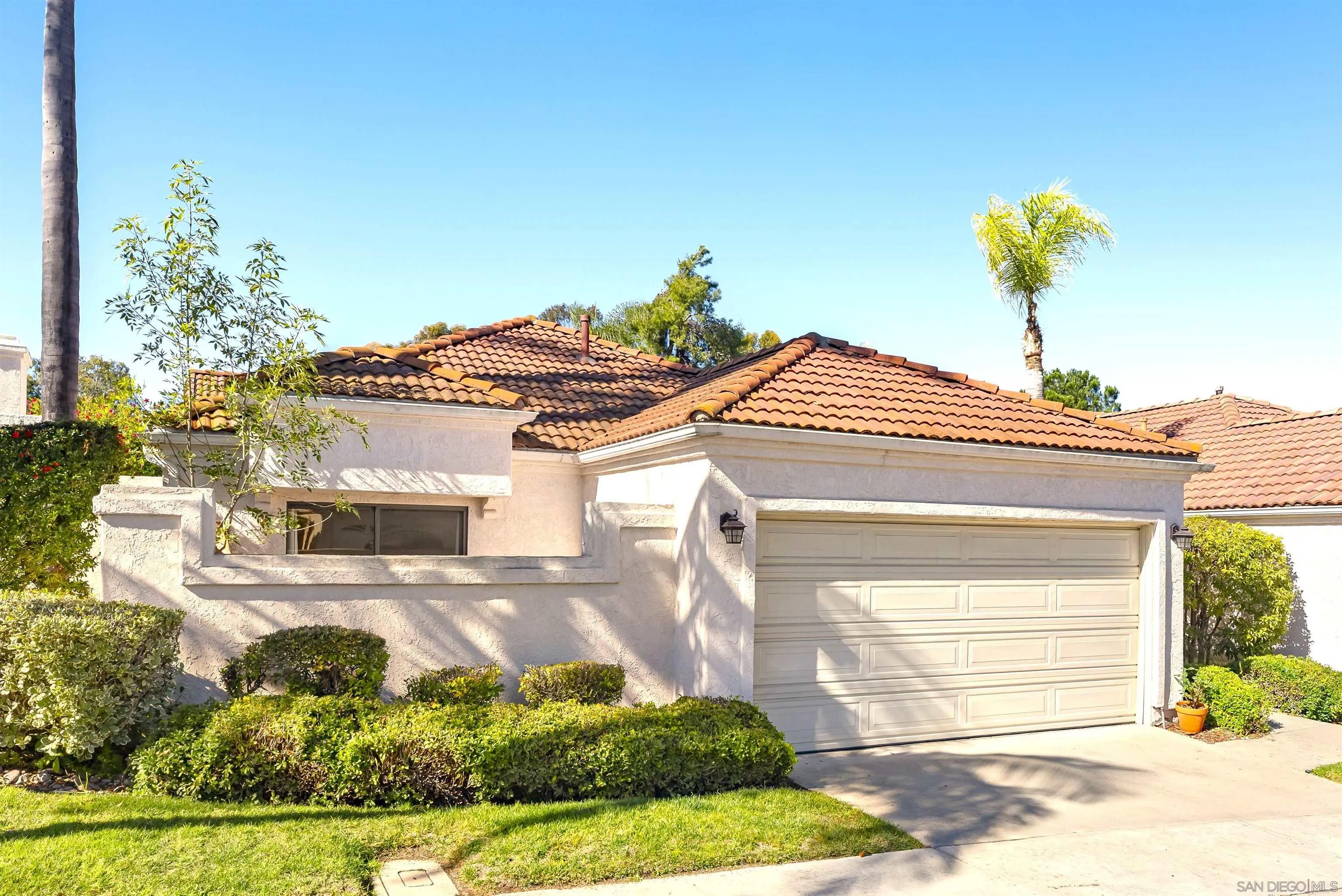 15928 Caminito Aire Puro