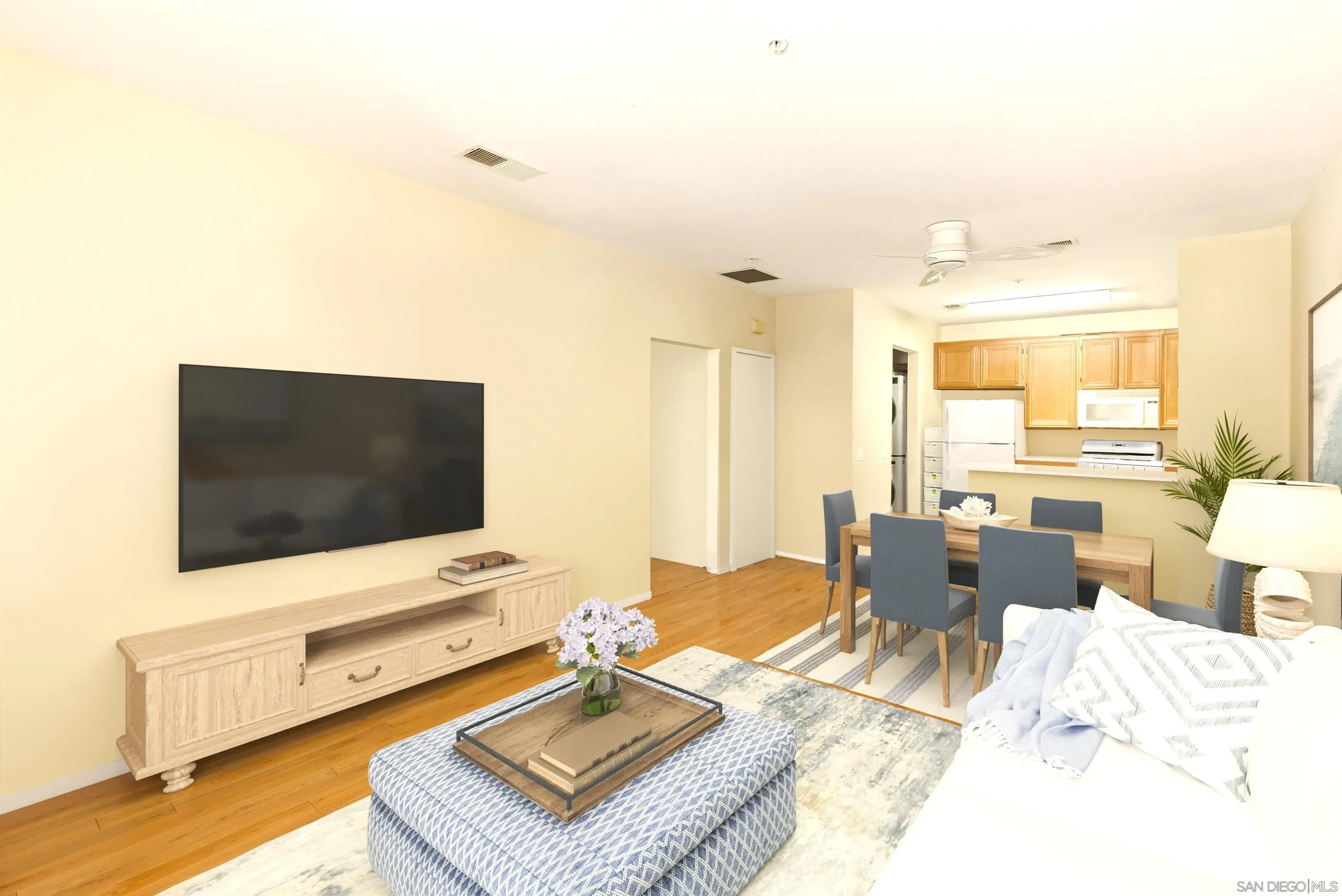 14520 Camino De La Luna Unit 5