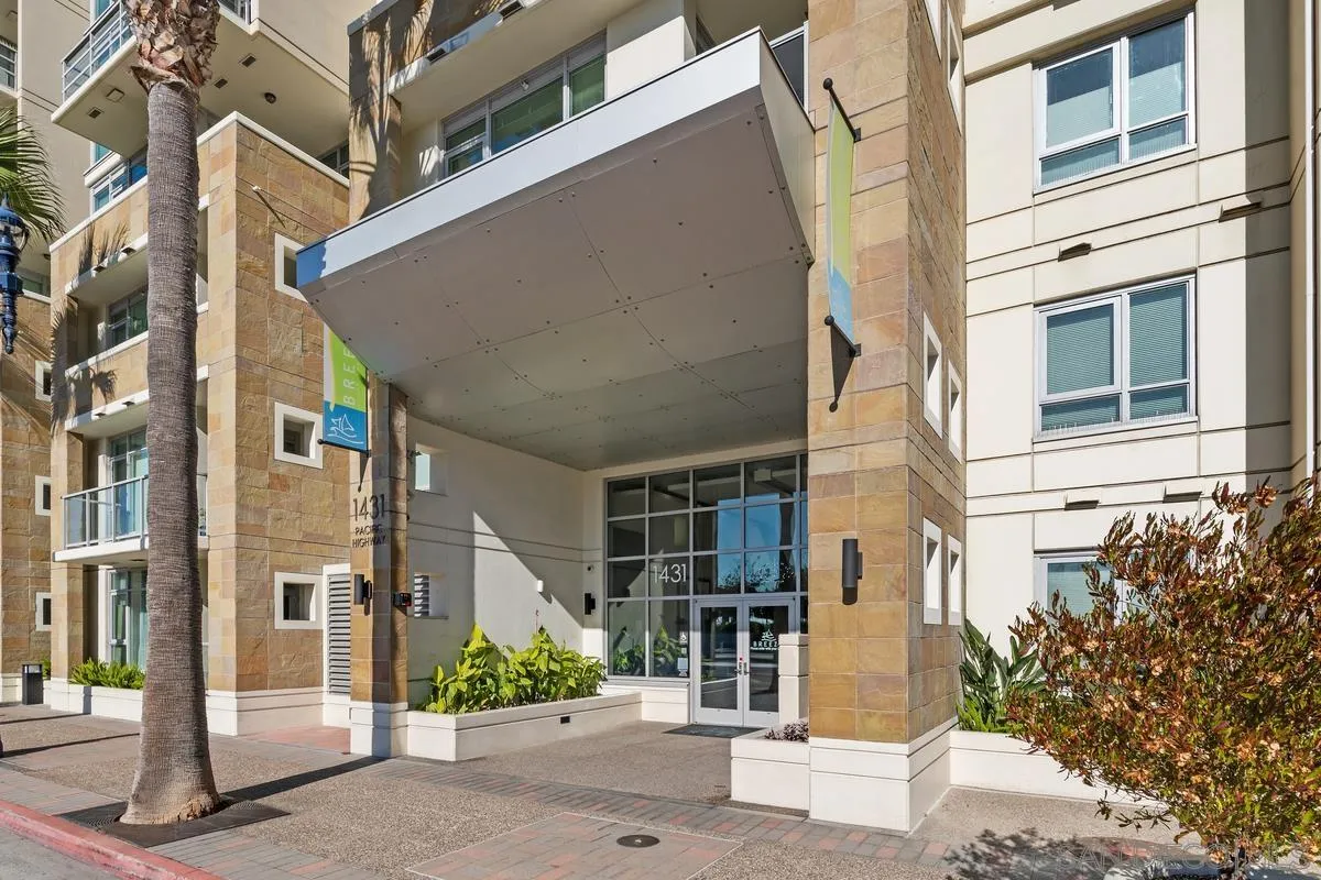 825 W Beech St Unit 301