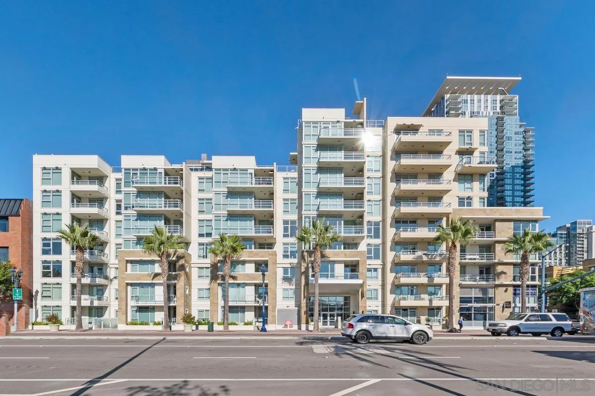 825 W Beech St Unit 301