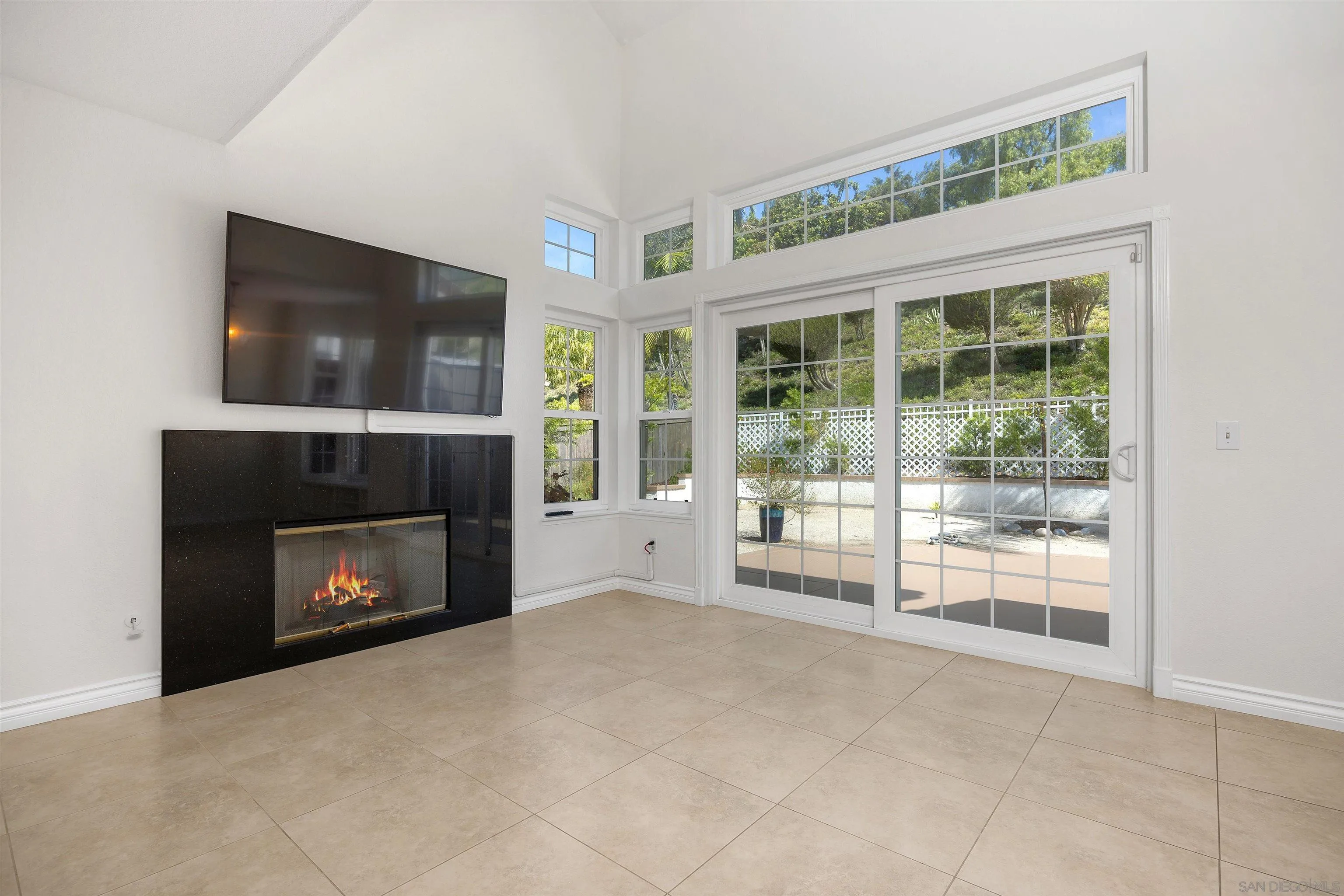 5228 Camino Playa Malaga