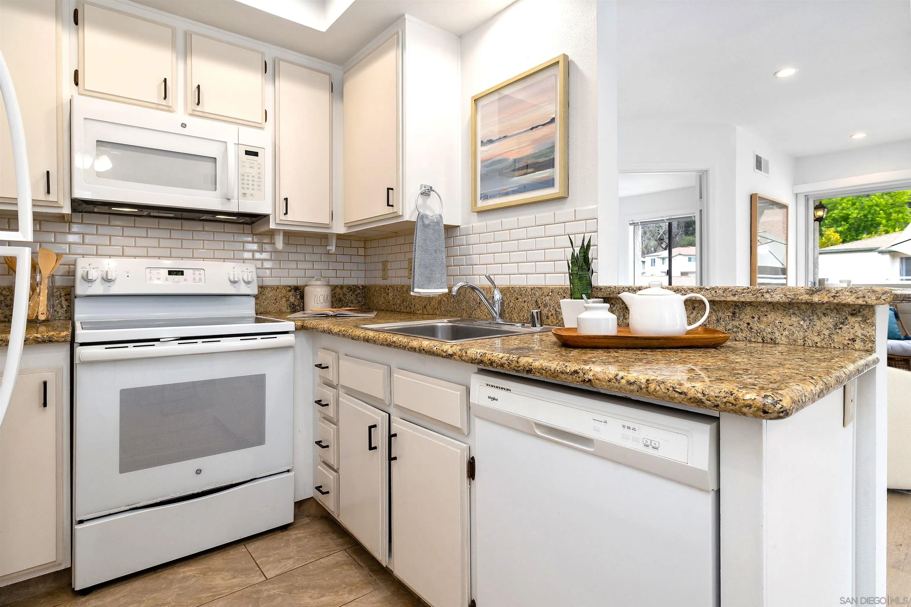 8811 Gilman Dr Unit H
