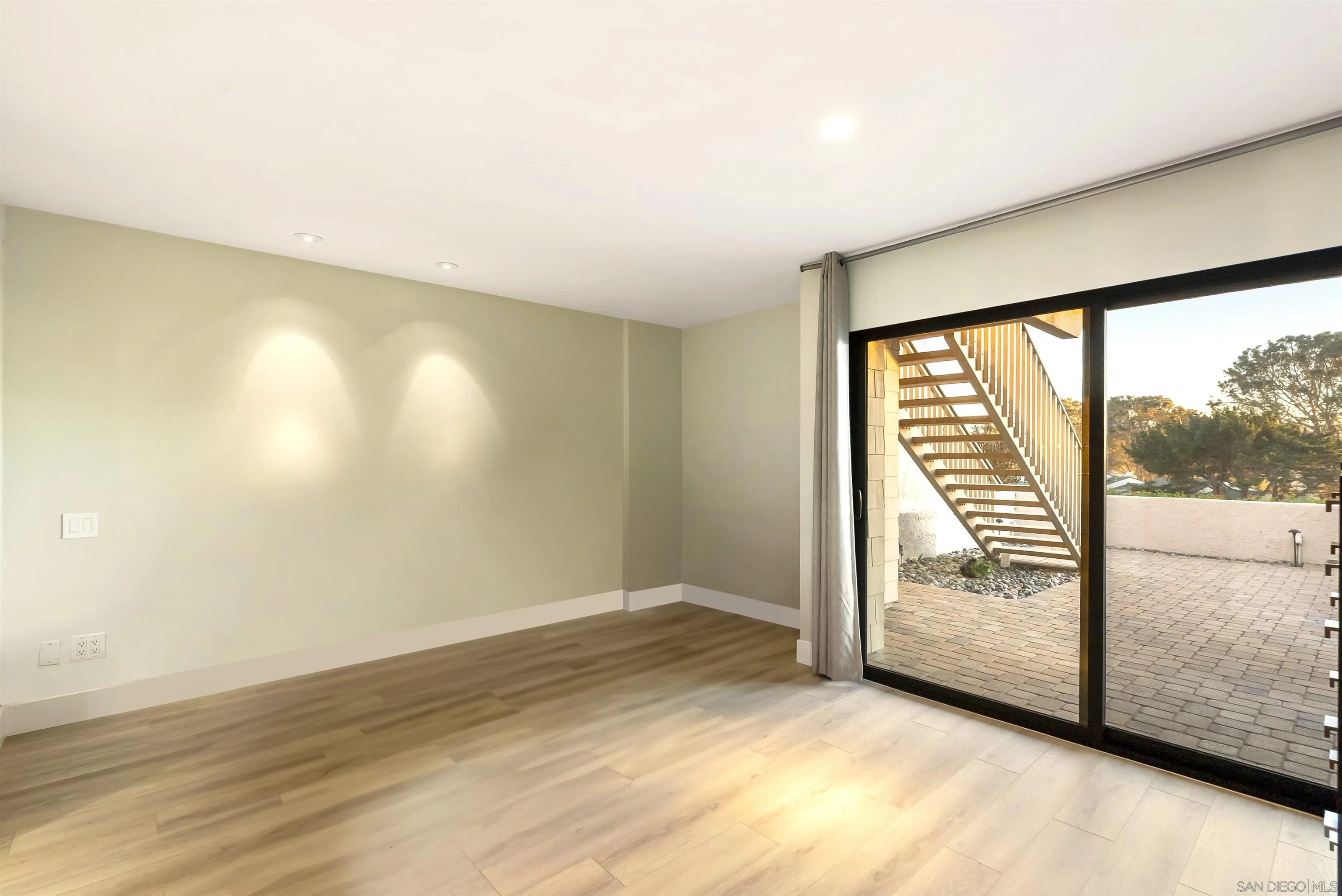 13024 Caminito Mar Villa