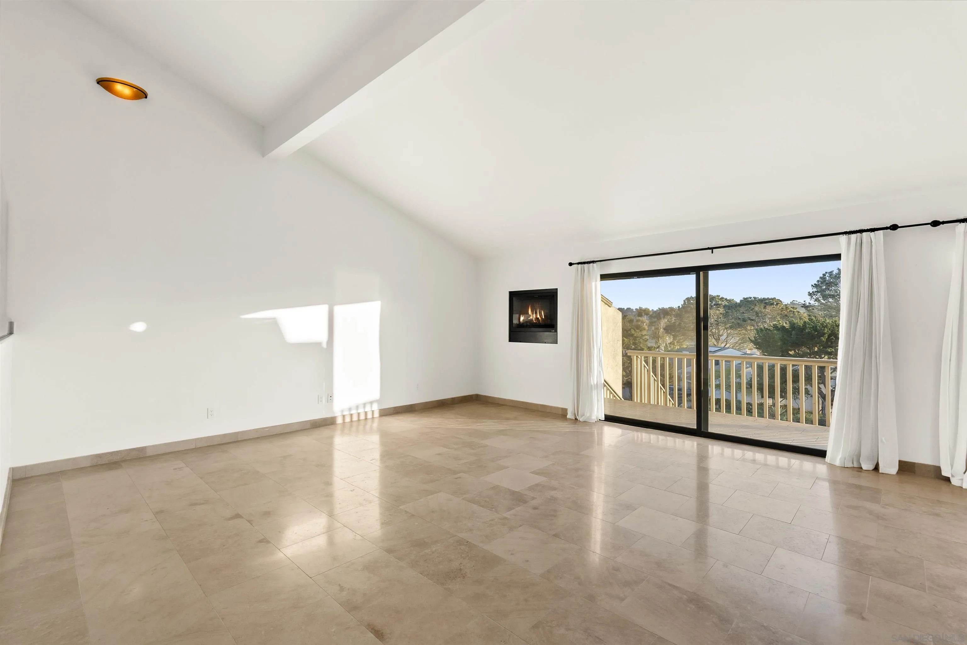 13024 Caminito Mar Villa