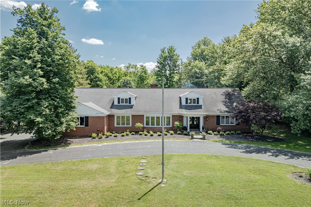 Luxury Home Details Young Luxury