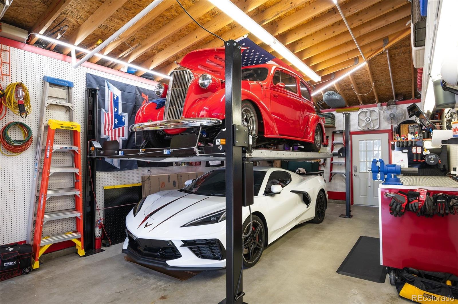 15946 W Ellsworth Lane