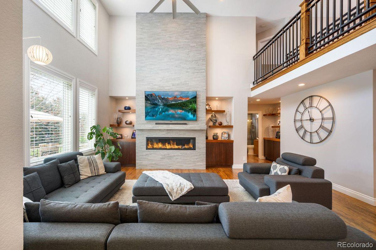 15946 W Ellsworth Lane