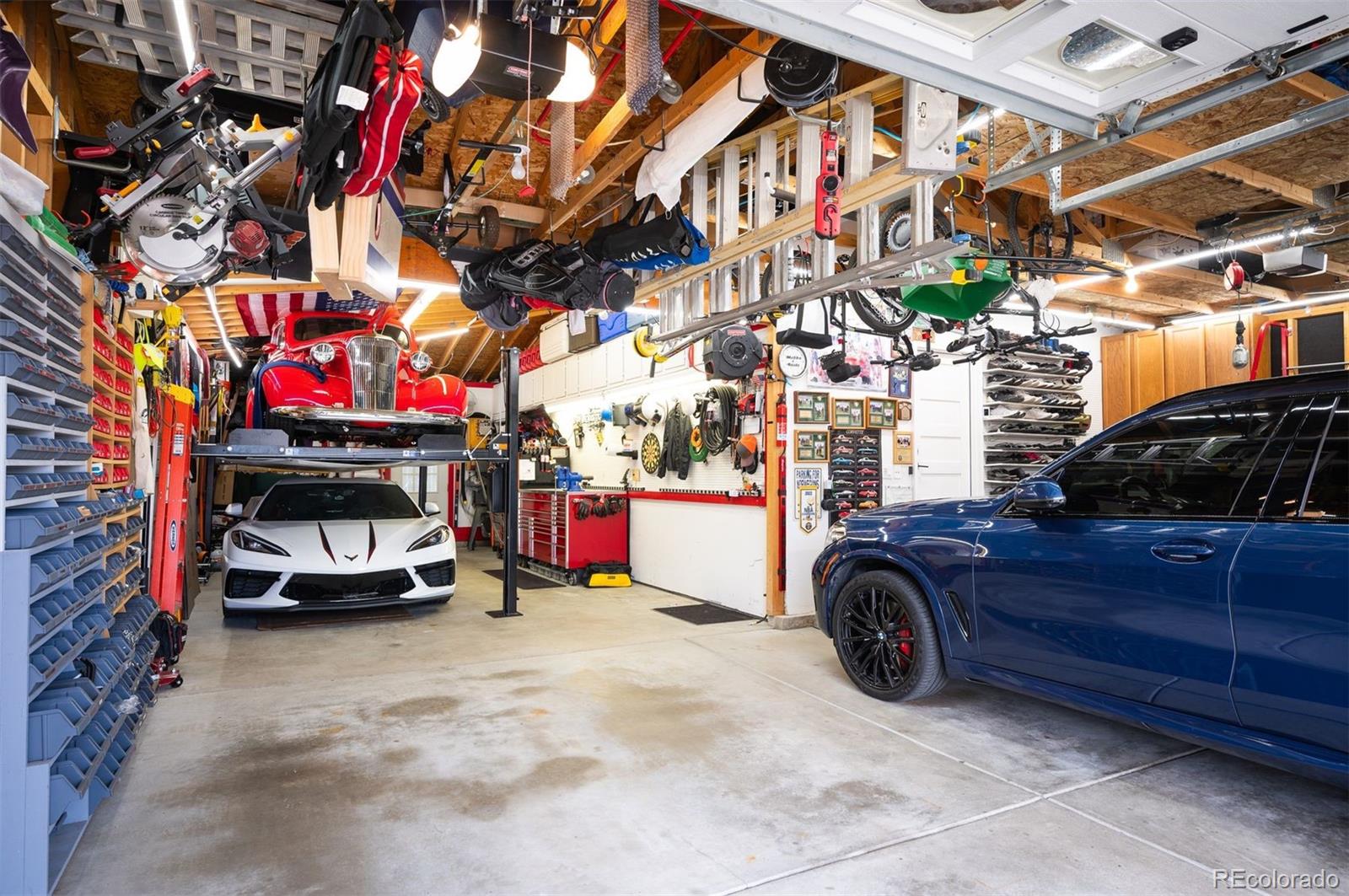 15946 W Ellsworth Lane