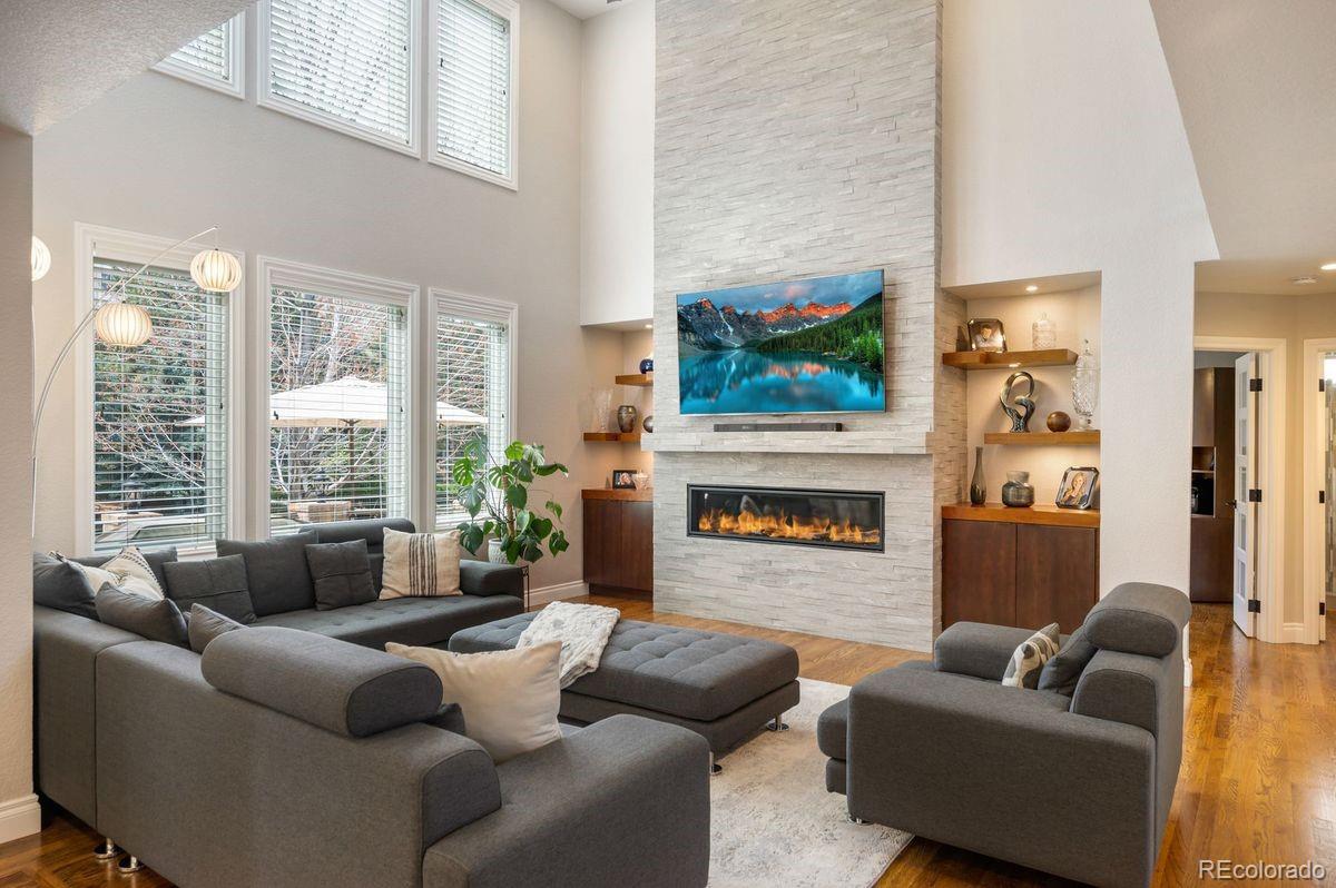 15946 W Ellsworth Lane