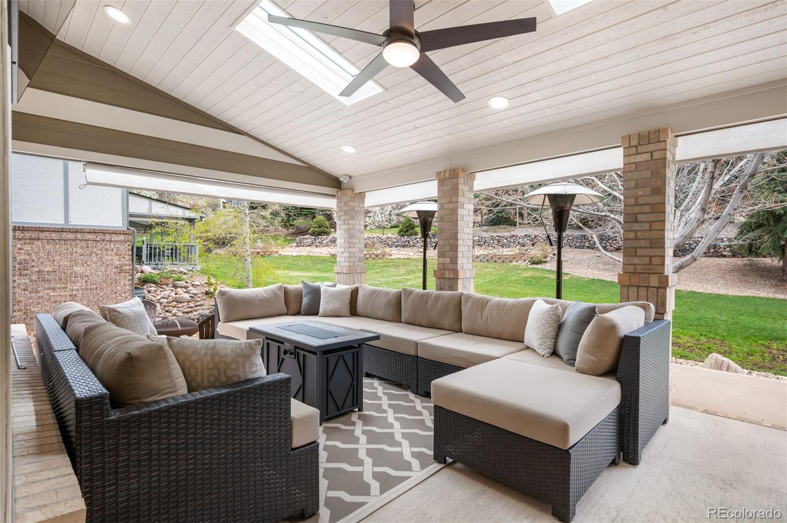 15946 W Ellsworth Lane