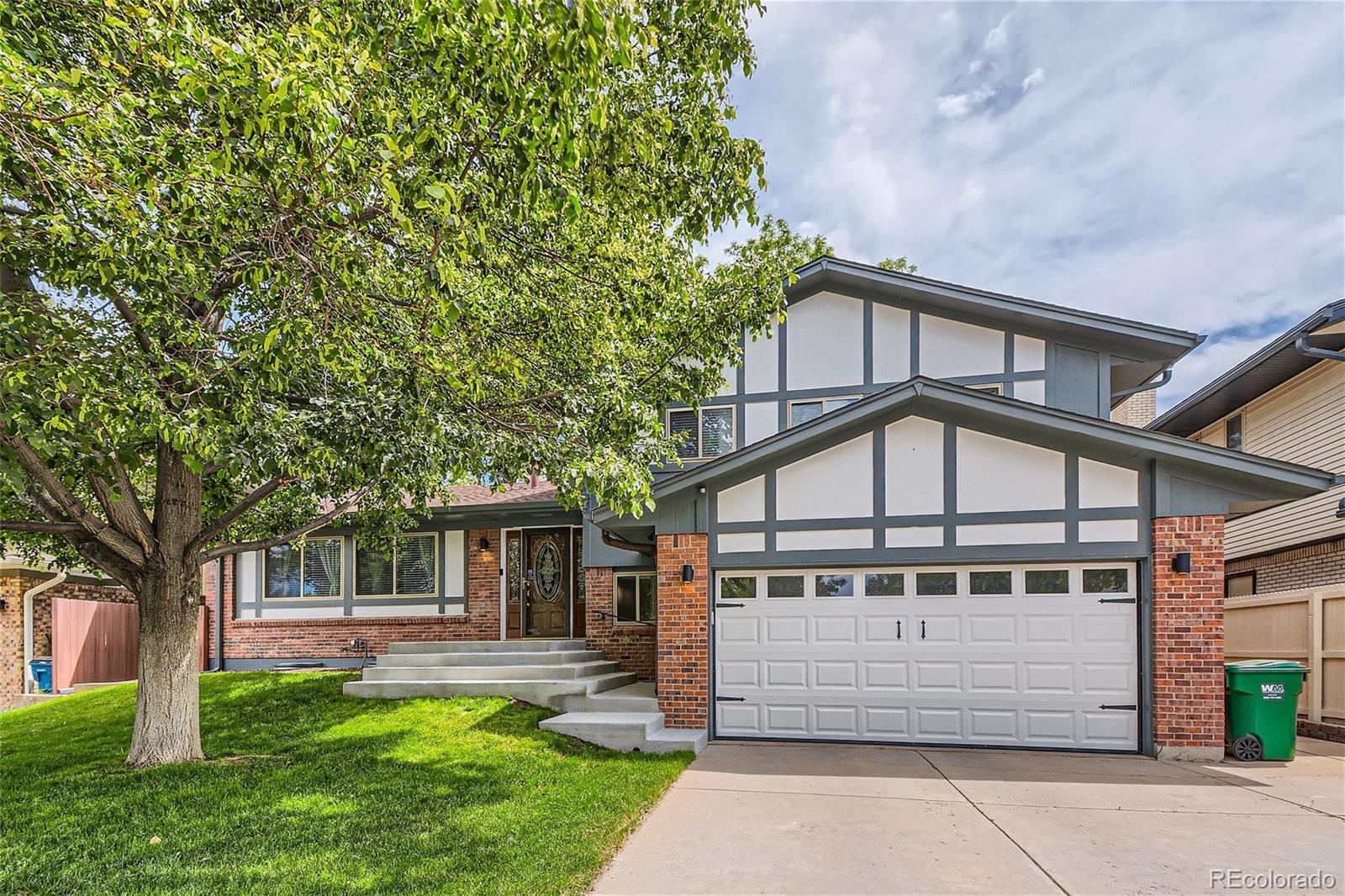 1832 S Yank Court