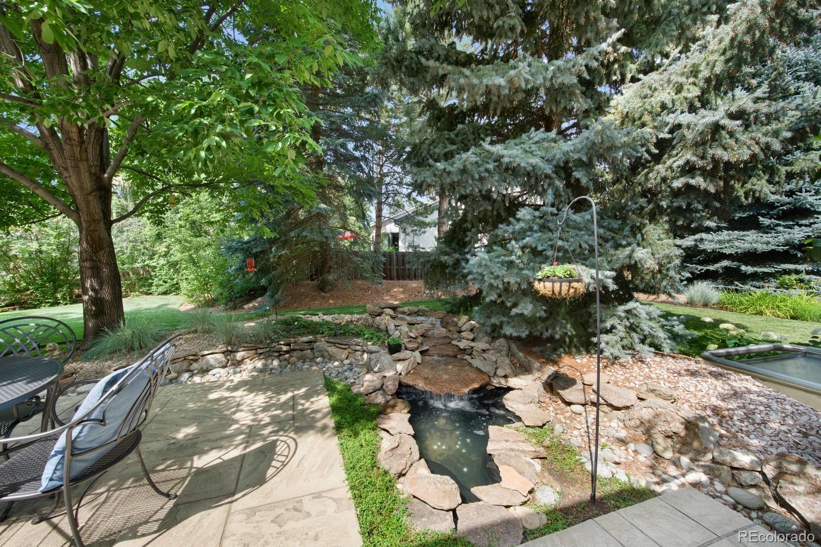 2385 S Yank Circle