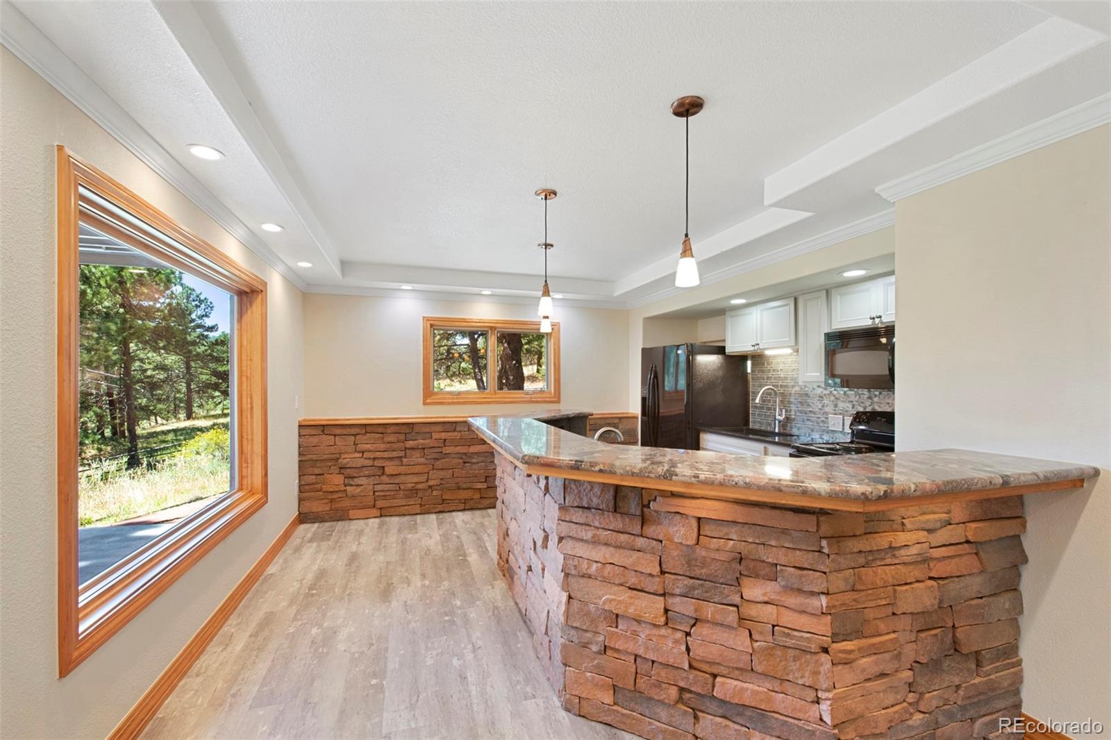 216 S Lookout Mountain Road