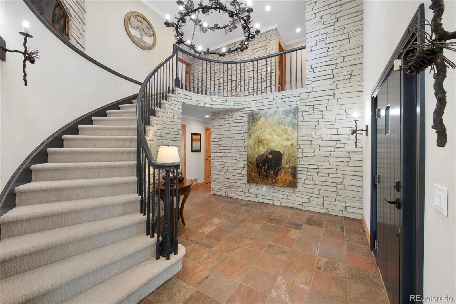 216 S Lookout Mountain Road