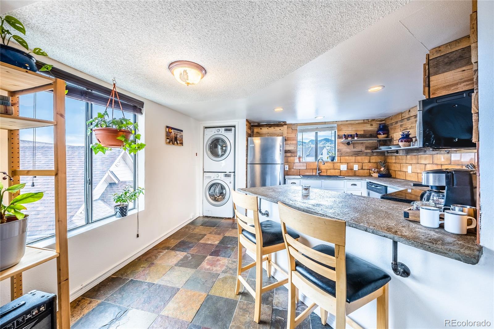 4206 S Eldridge Street Unit: 309