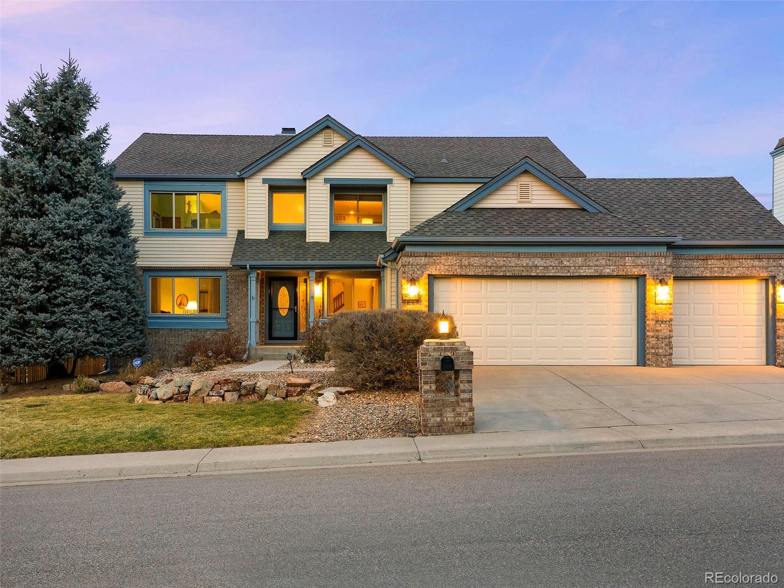 15867 W Ellsworth Lane