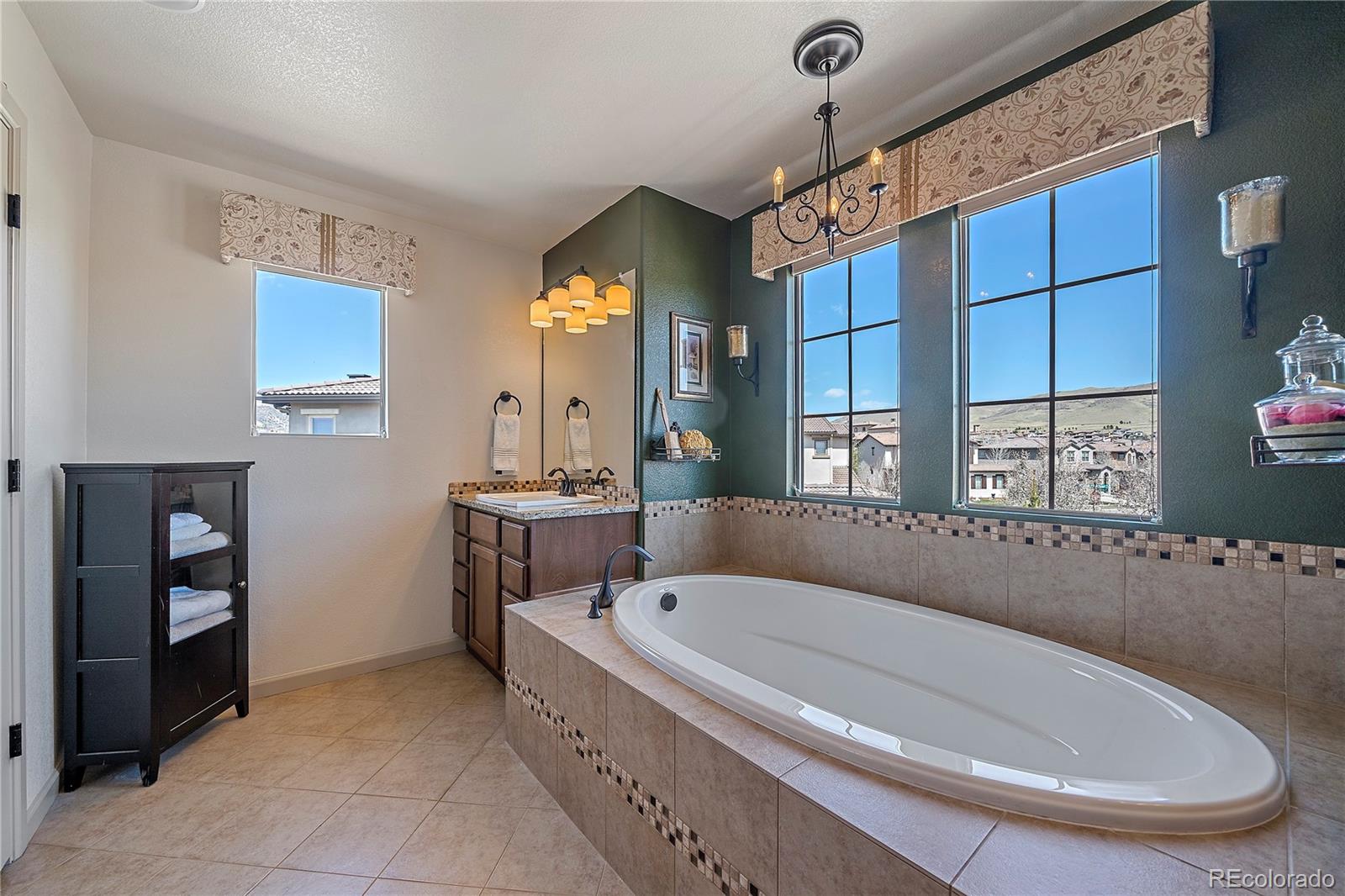 2391 S Loveland Way